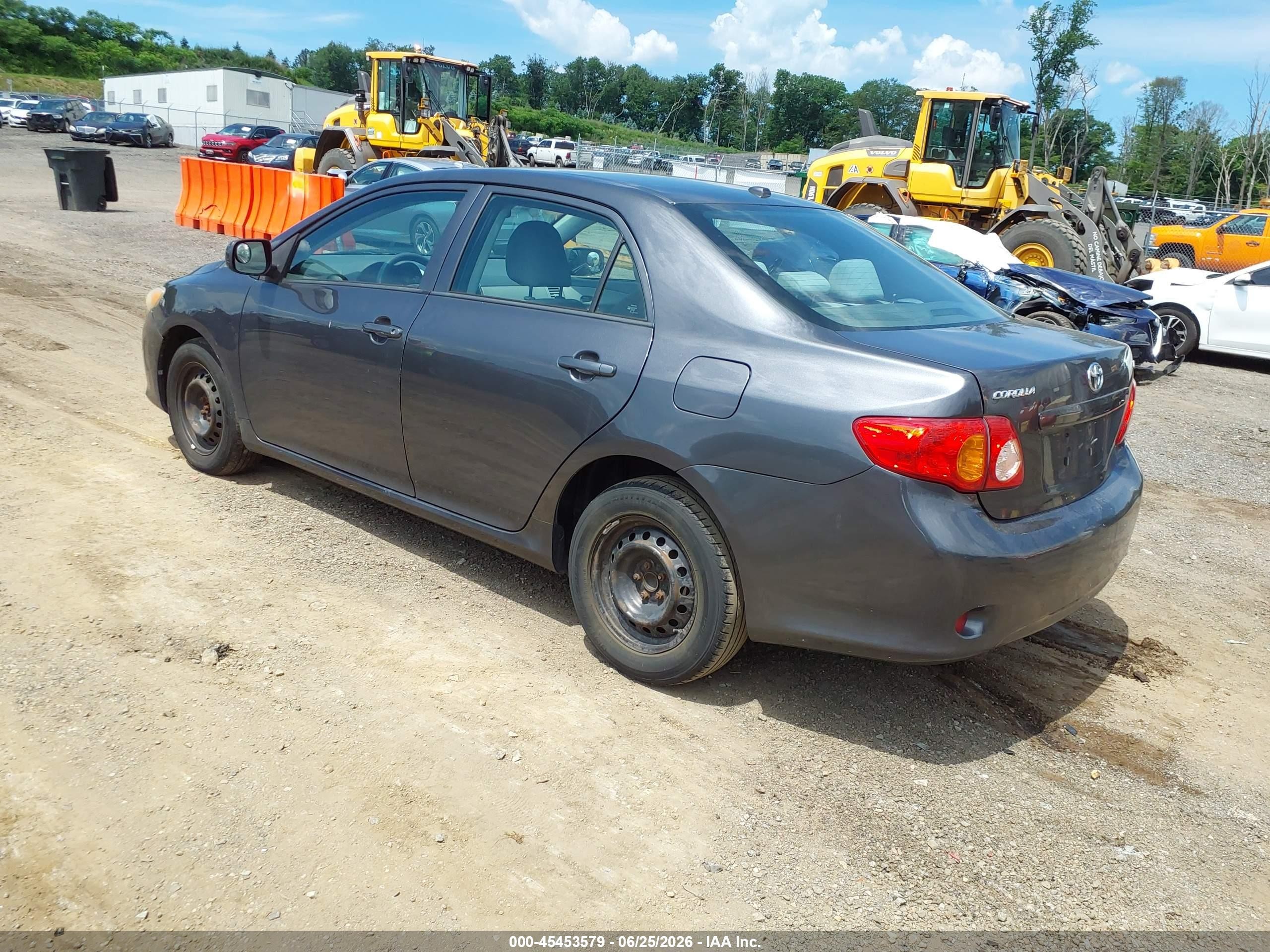 2010 Toyota Corolla Le Gray vin: 2T1BU4EE3AC215999