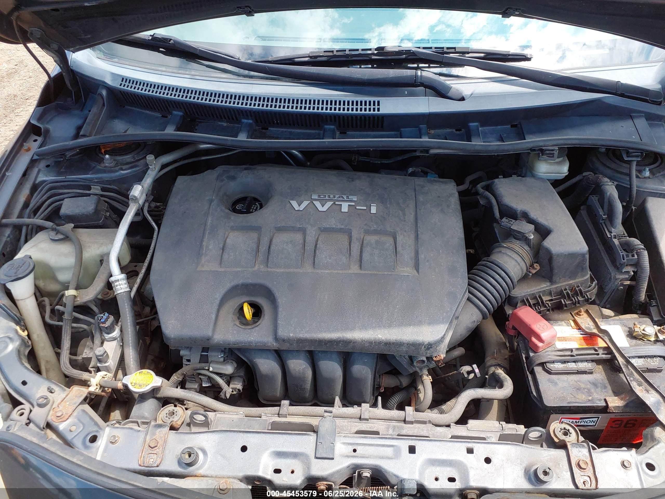 2010 Toyota Corolla Le Gray vin: 2T1BU4EE3AC215999