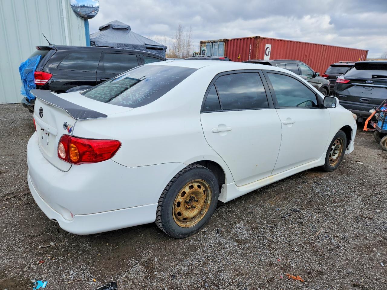 2010 Toyota Corolla Base White vin: 2T1BU4EE3AC235332