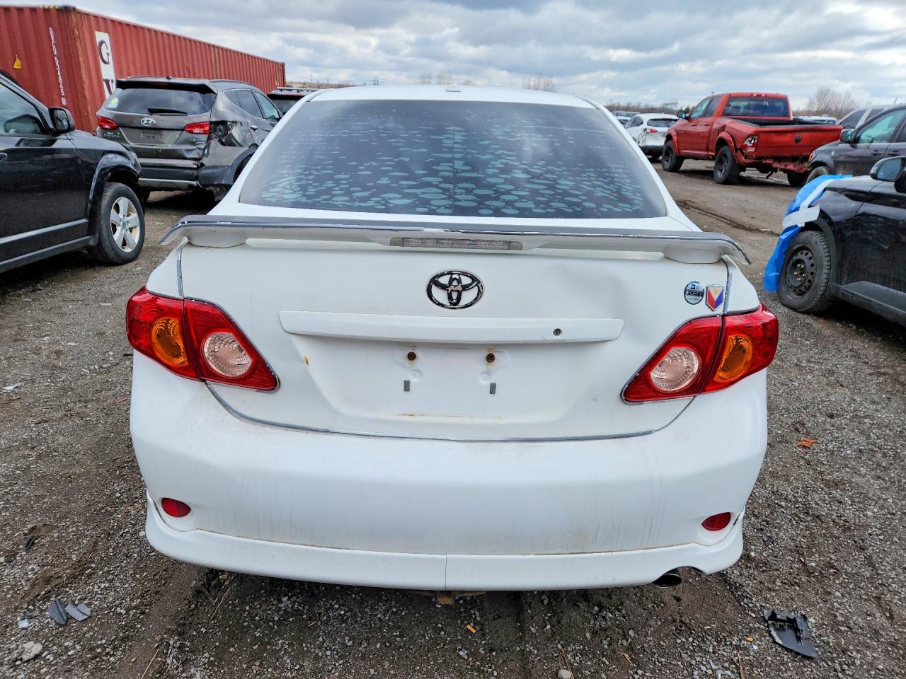 2010 Toyota Corolla Base White vin: 2T1BU4EE3AC235332