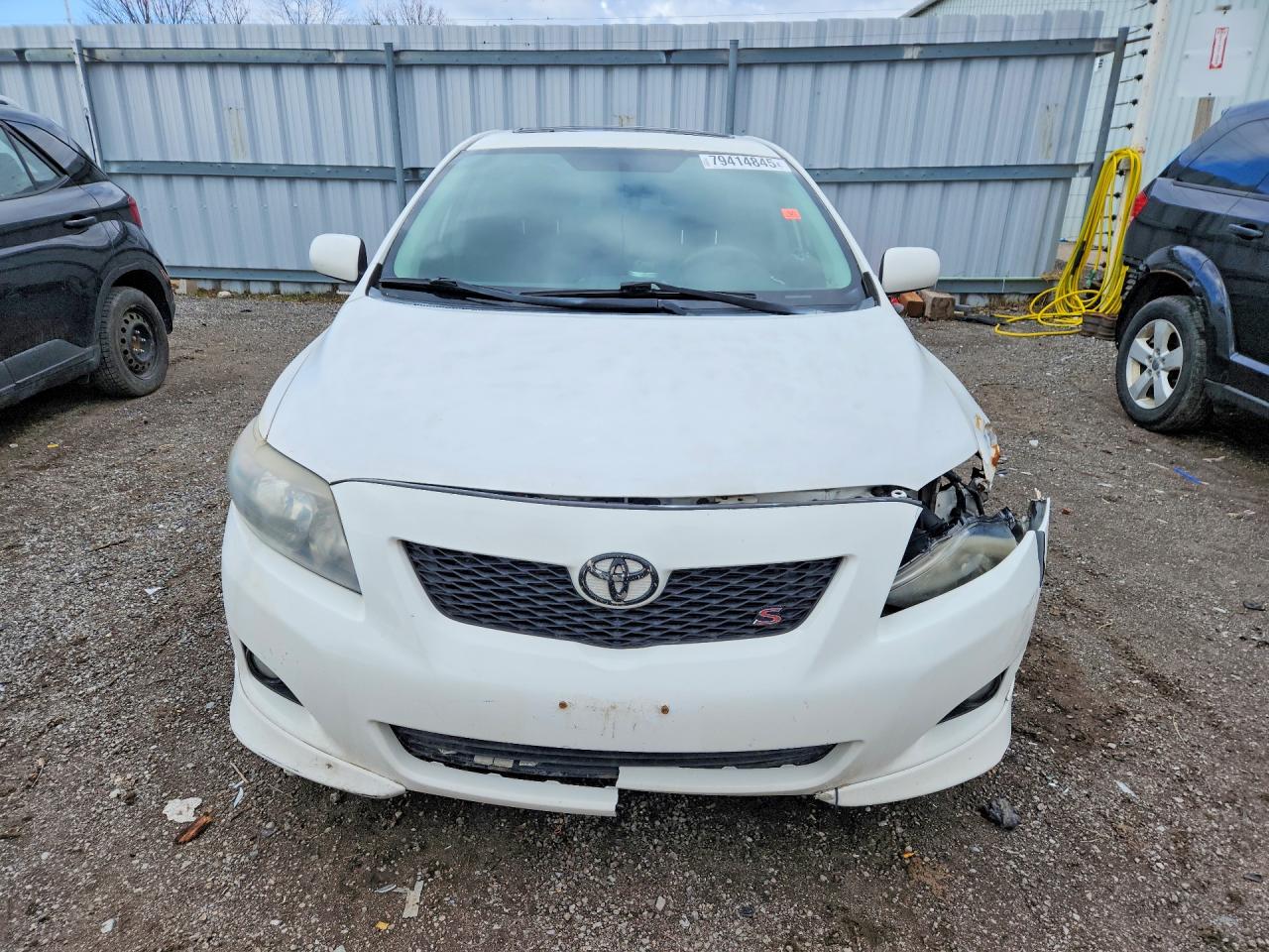 2010 Toyota Corolla Base White vin: 2T1BU4EE3AC235332