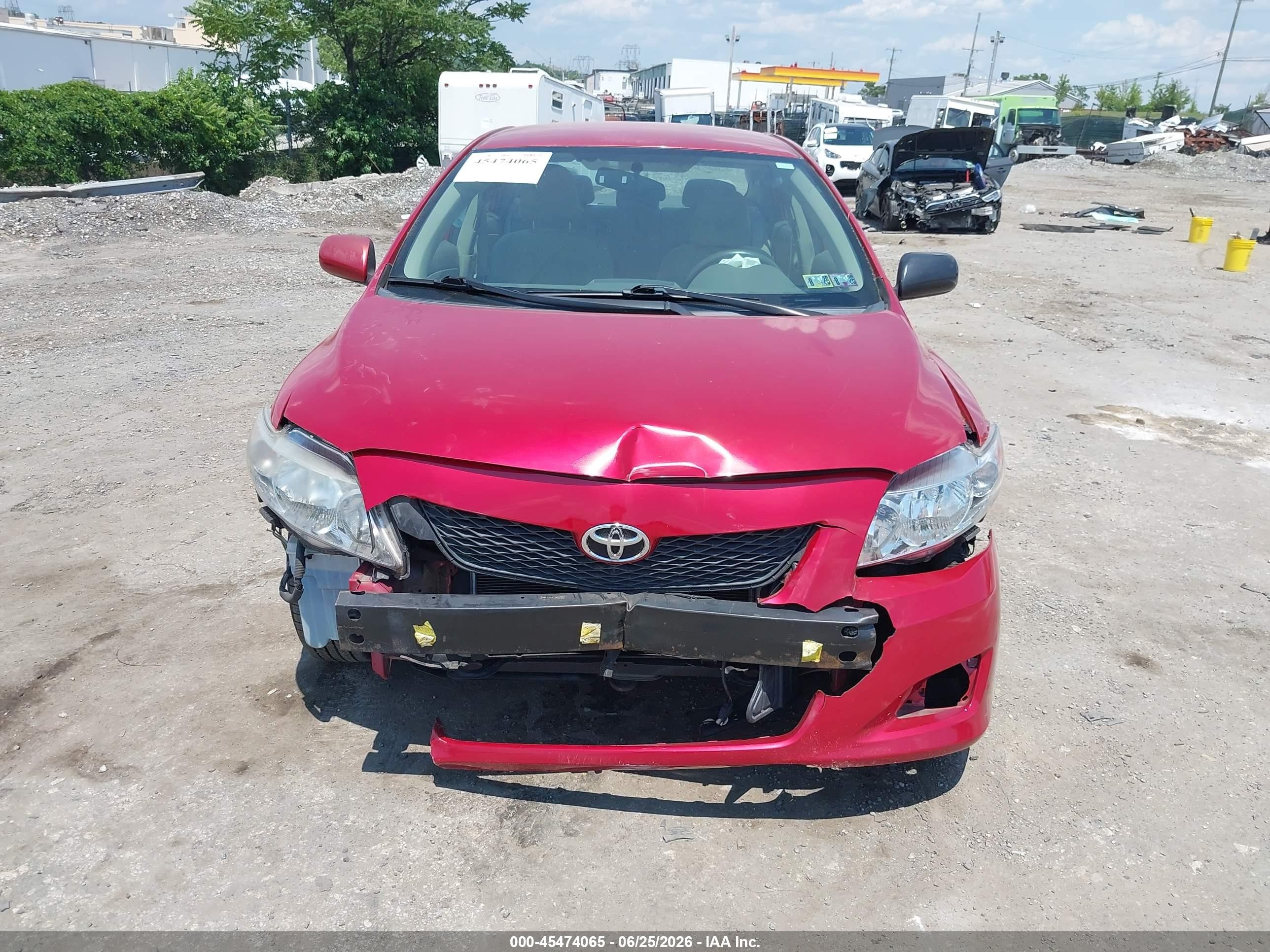 2010 Toyota Corolla Le Red vin: 2T1BU4EE3AC242684