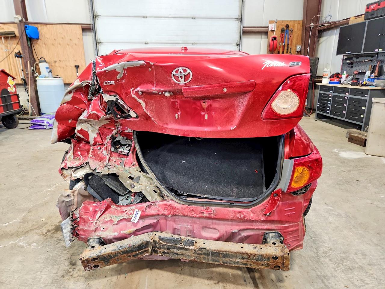 2010 Toyota Corolla Base Red vin: 2T1BU4EE3AC251272