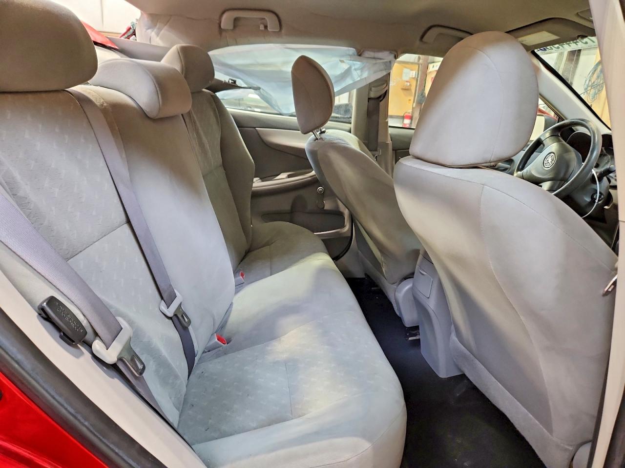 2010 Toyota Corolla Base Red vin: 2T1BU4EE3AC251272