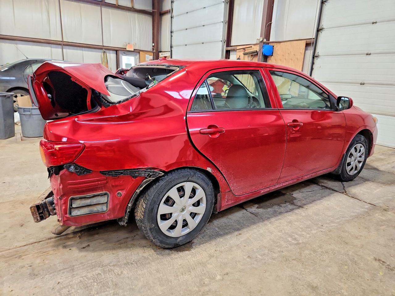 2010 Toyota Corolla Base Red vin: 2T1BU4EE3AC251272