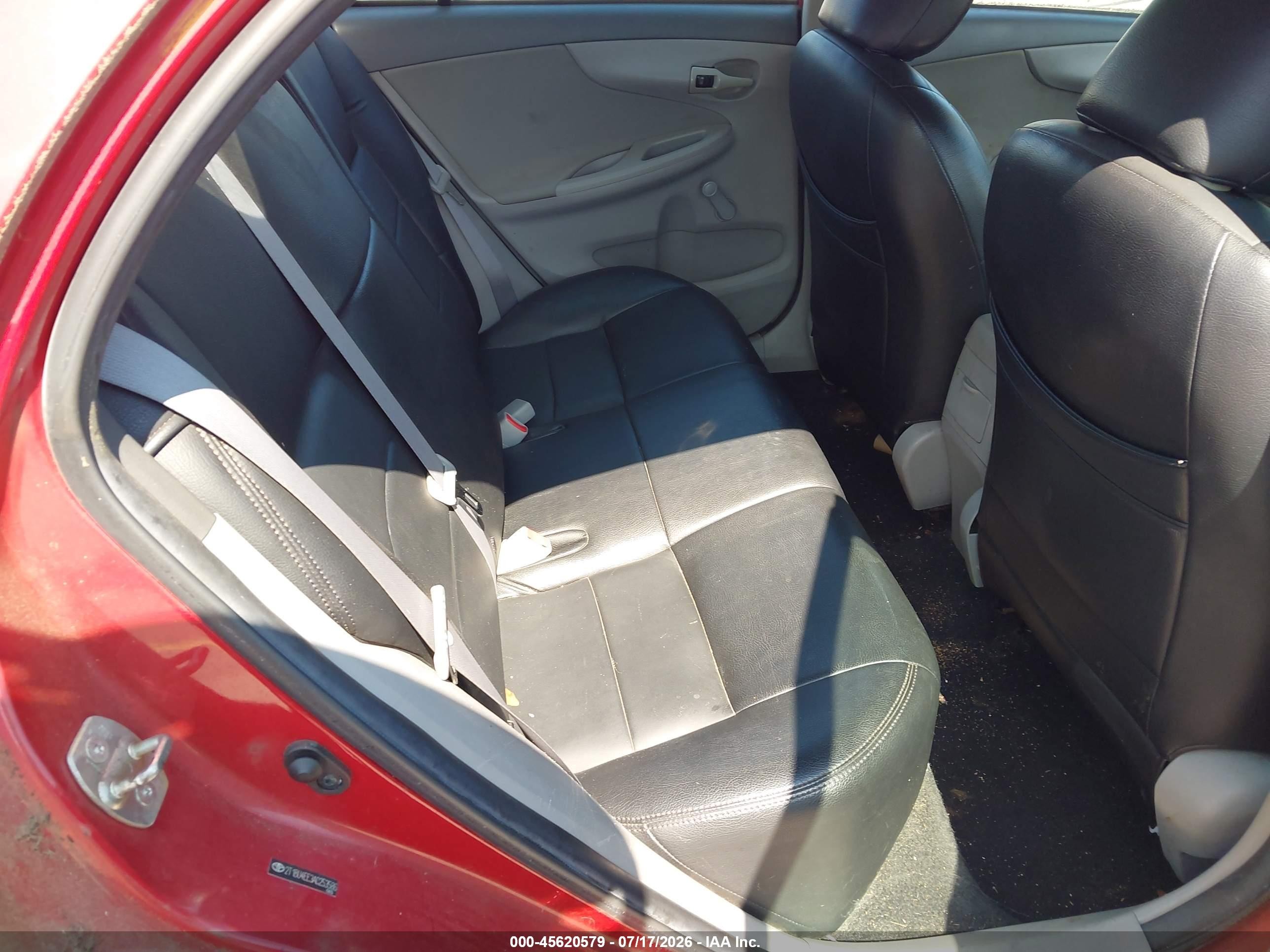 2010 Toyota Corolla   Red vin: 2T1BU4EE3AC253586
