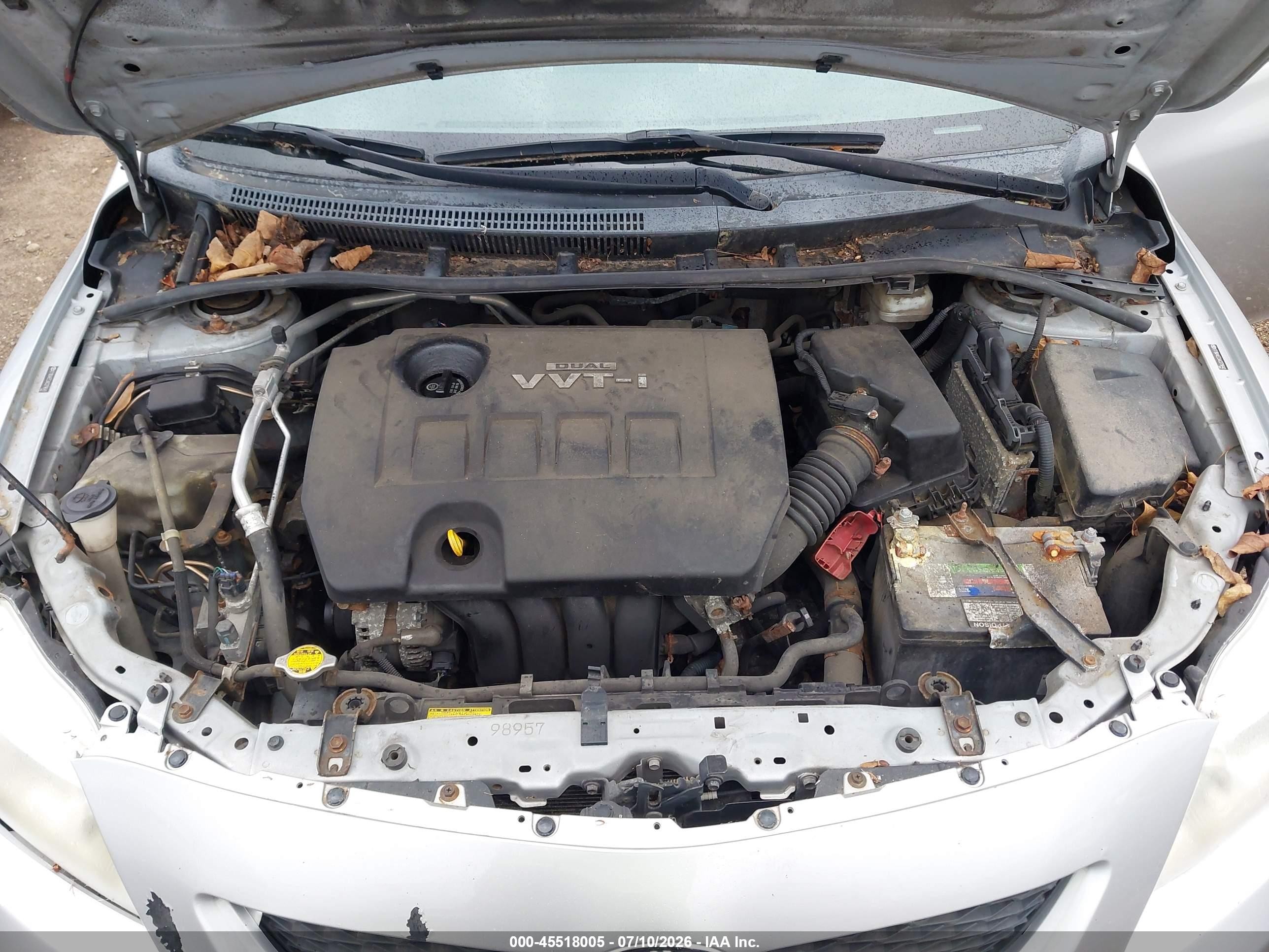 2010 Toyota Corolla Le Silver vin: 2T1BU4EE3AC279640