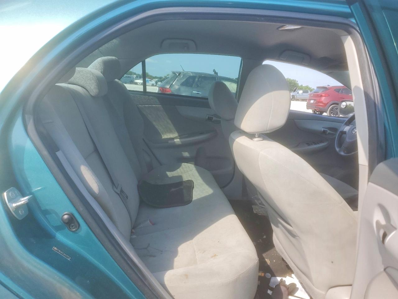 2010 Toyota Corolla Le Green vin: 2T1BU4EE3AC279718