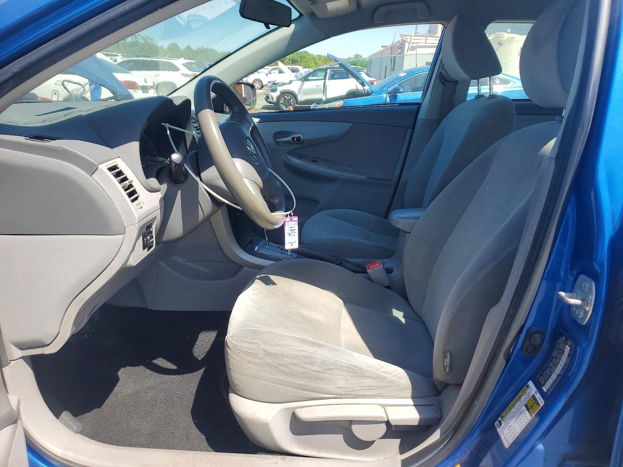 2010 Toyota Corolla Le Blue vin: 2T1BU4EE3AC284952