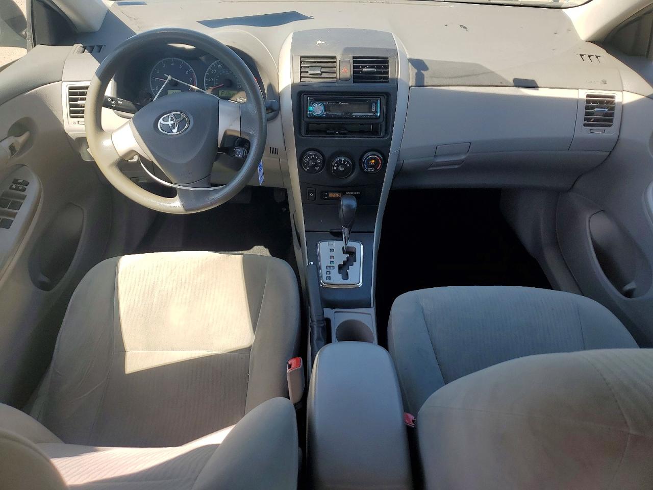 2010 Toyota Corolla Le Blue vin: 2T1BU4EE3AC284952
