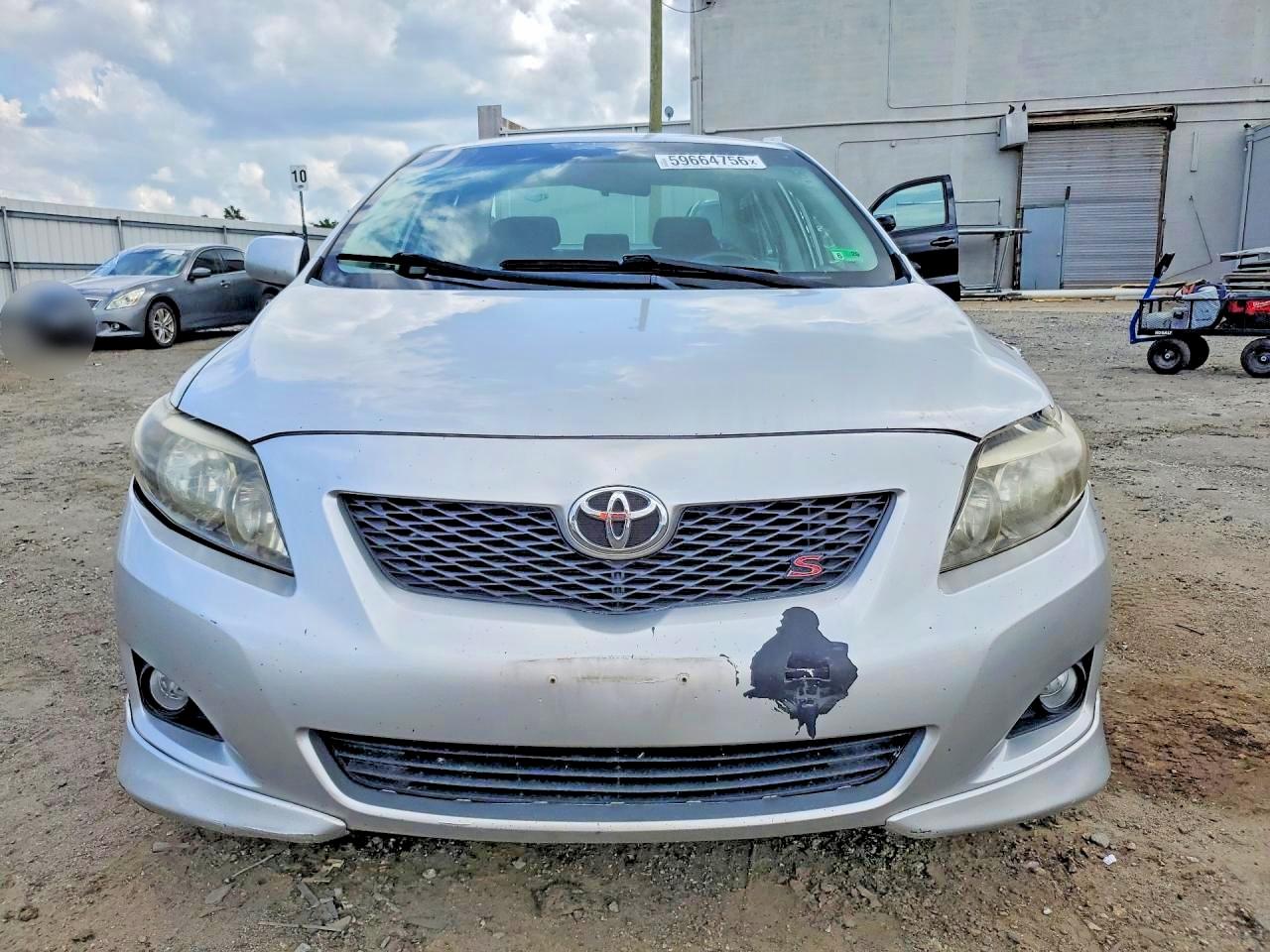 2010 Toyota Corolla S Silver vin: 2T1BU4EE3AC285454