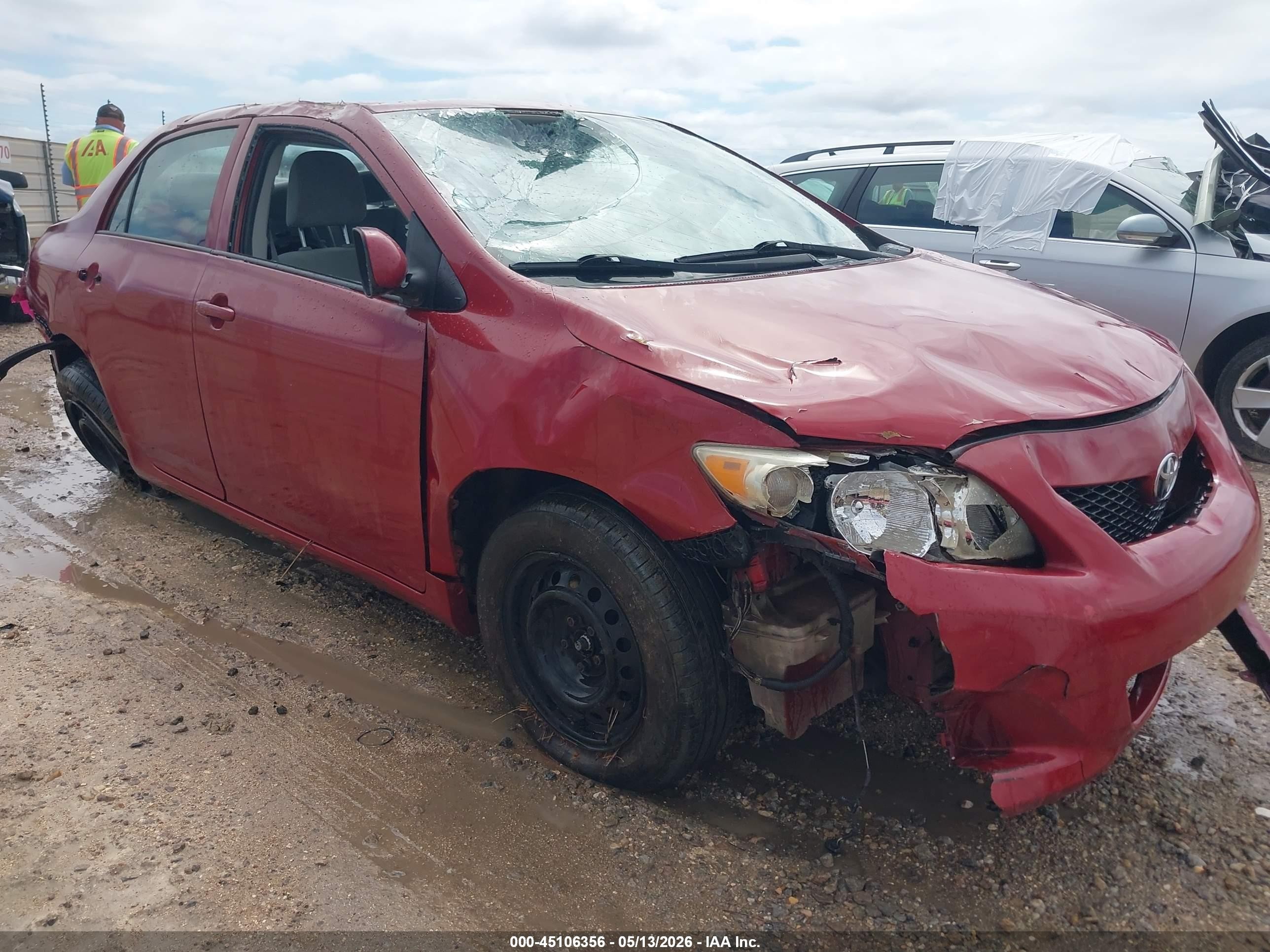 2010 Toyota Corolla Le Red vin: 2T1BU4EE3AC306724