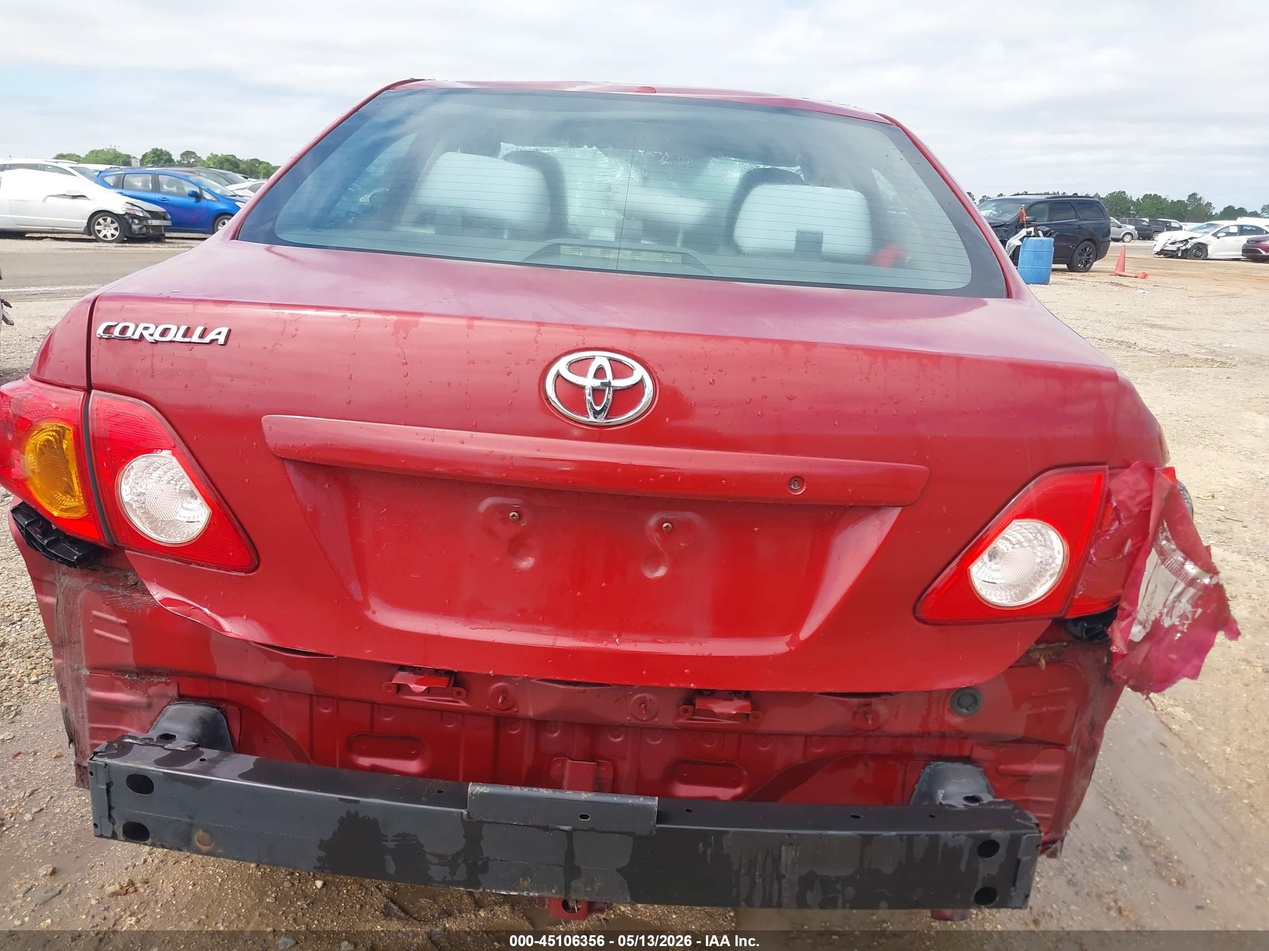2010 Toyota Corolla Le Red vin: 2T1BU4EE3AC306724