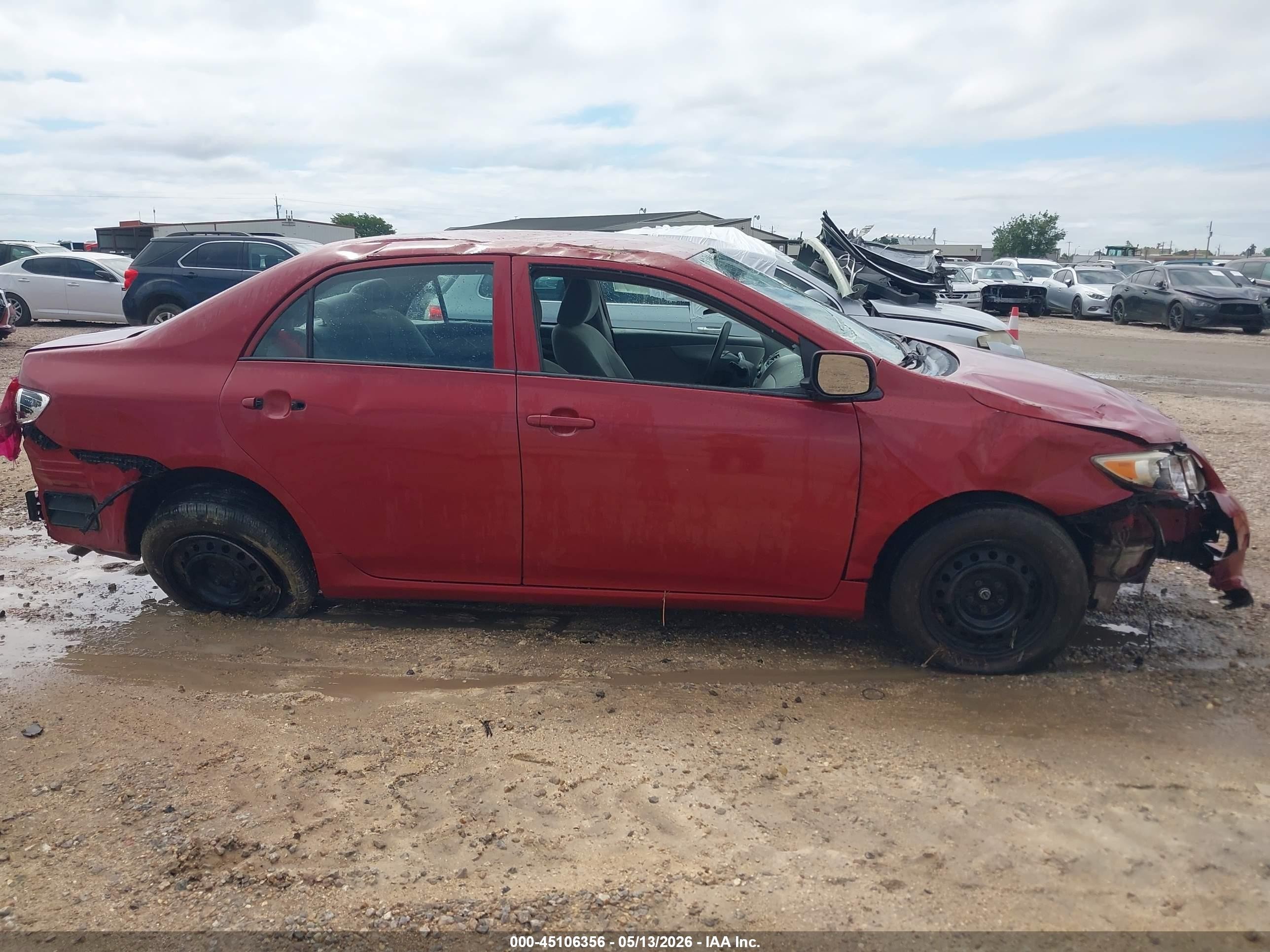 2010 Toyota Corolla Le Red vin: 2T1BU4EE3AC306724