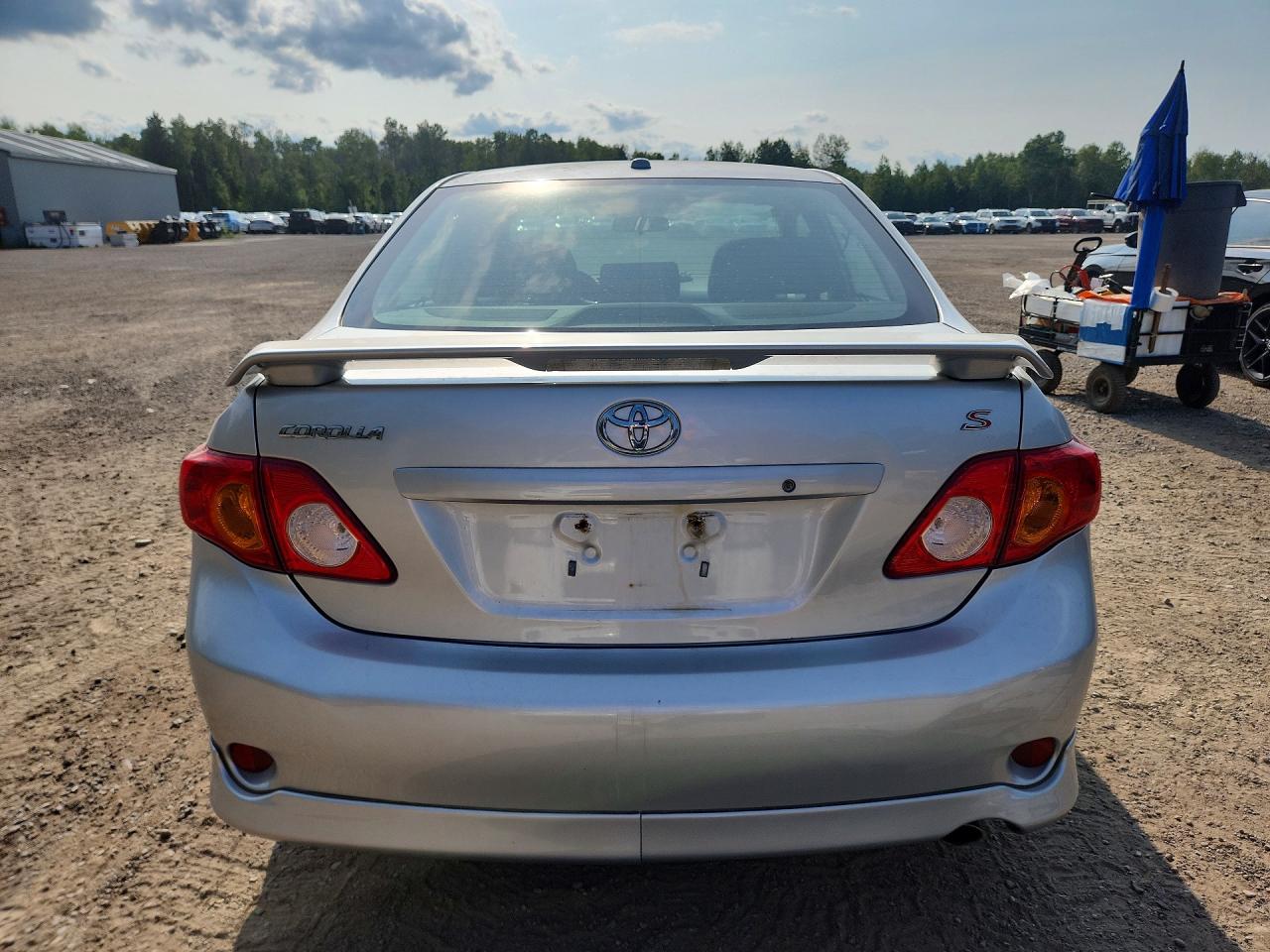 2010 Toyota Corolla Base Silver vin: 2T1BU4EE3AC347046