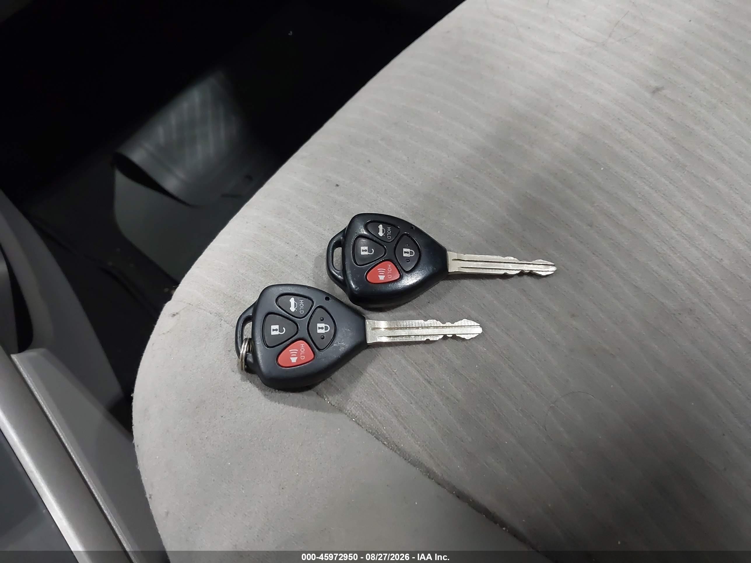 2010 Toyota Corolla Le Gray vin: 2T1BU4EE3AC350027