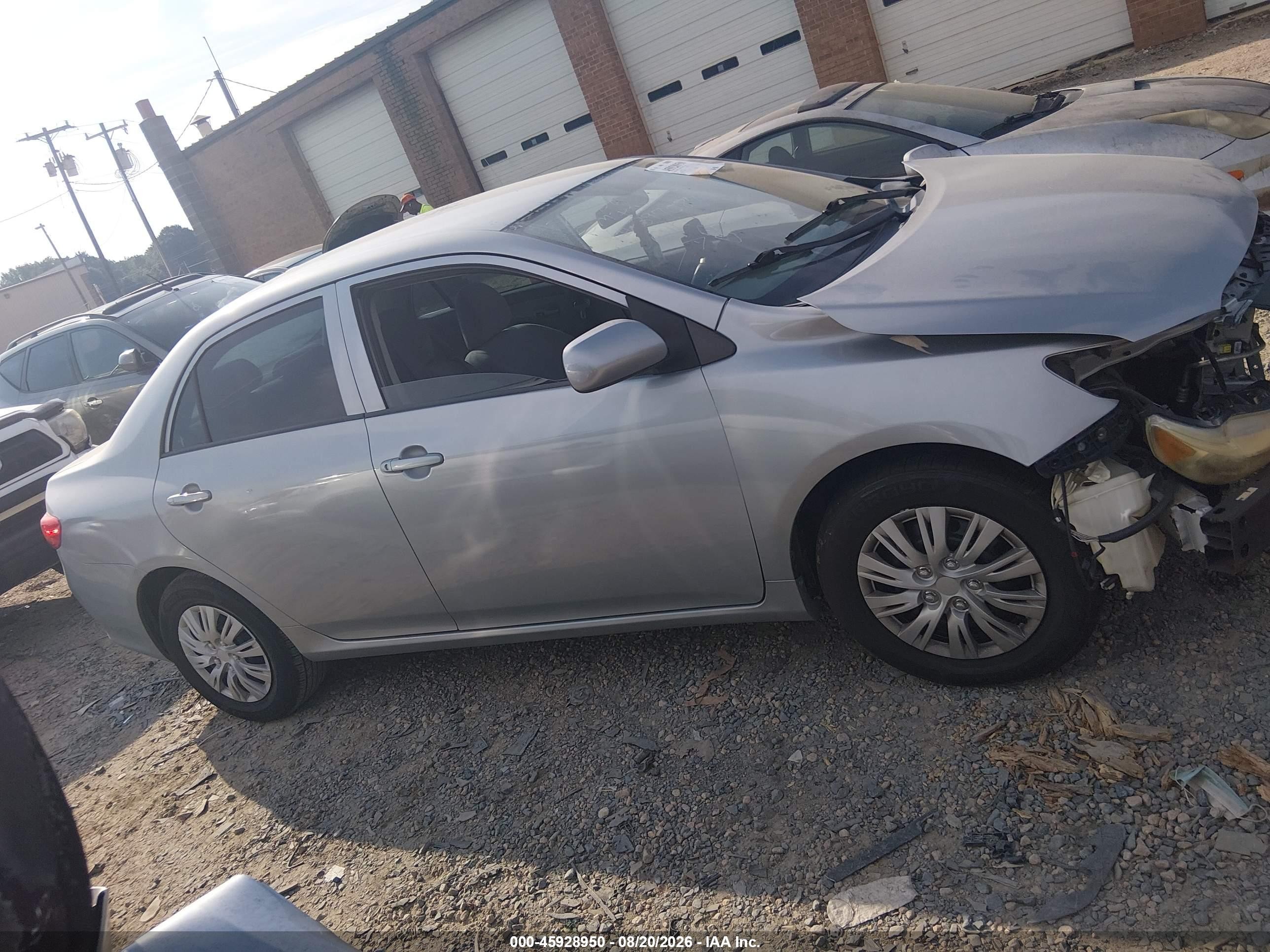 2010 Toyota Corolla Le Silver vin: 2T1BU4EE3AC397087