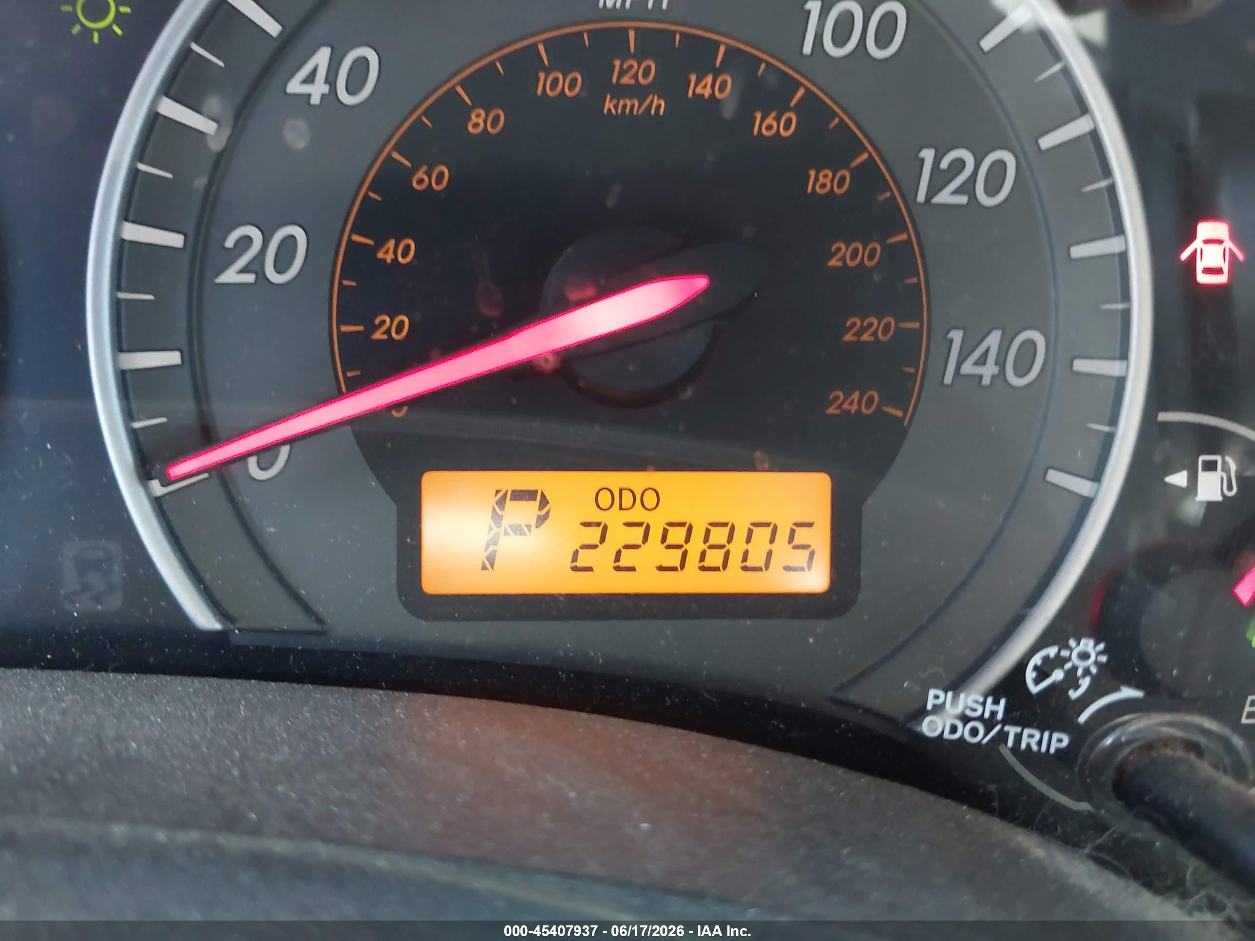2010 Toyota Corolla S Silver vin: 2T1BU4EE3AC397753