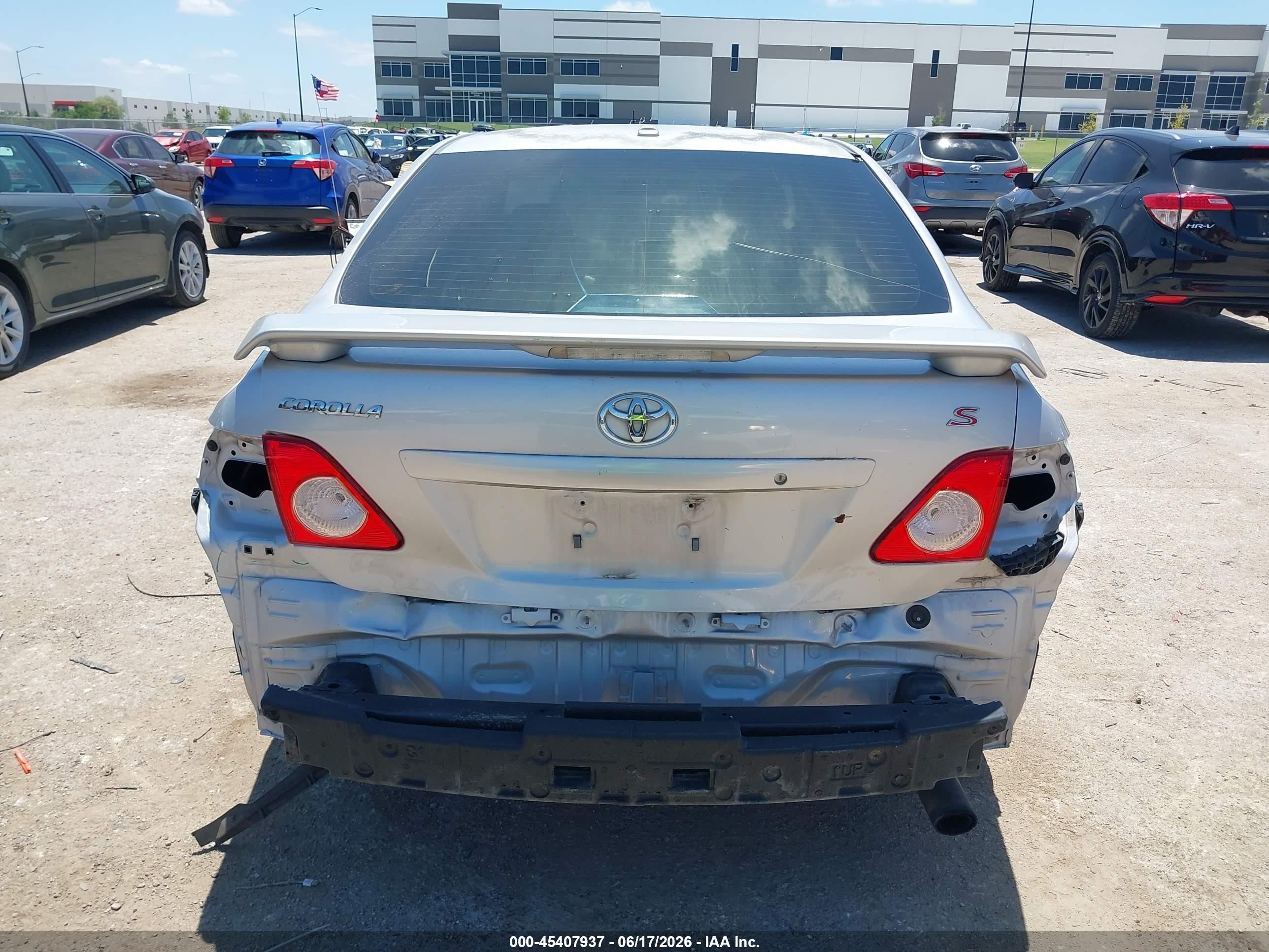 2010 Toyota Corolla S Silver vin: 2T1BU4EE3AC397753