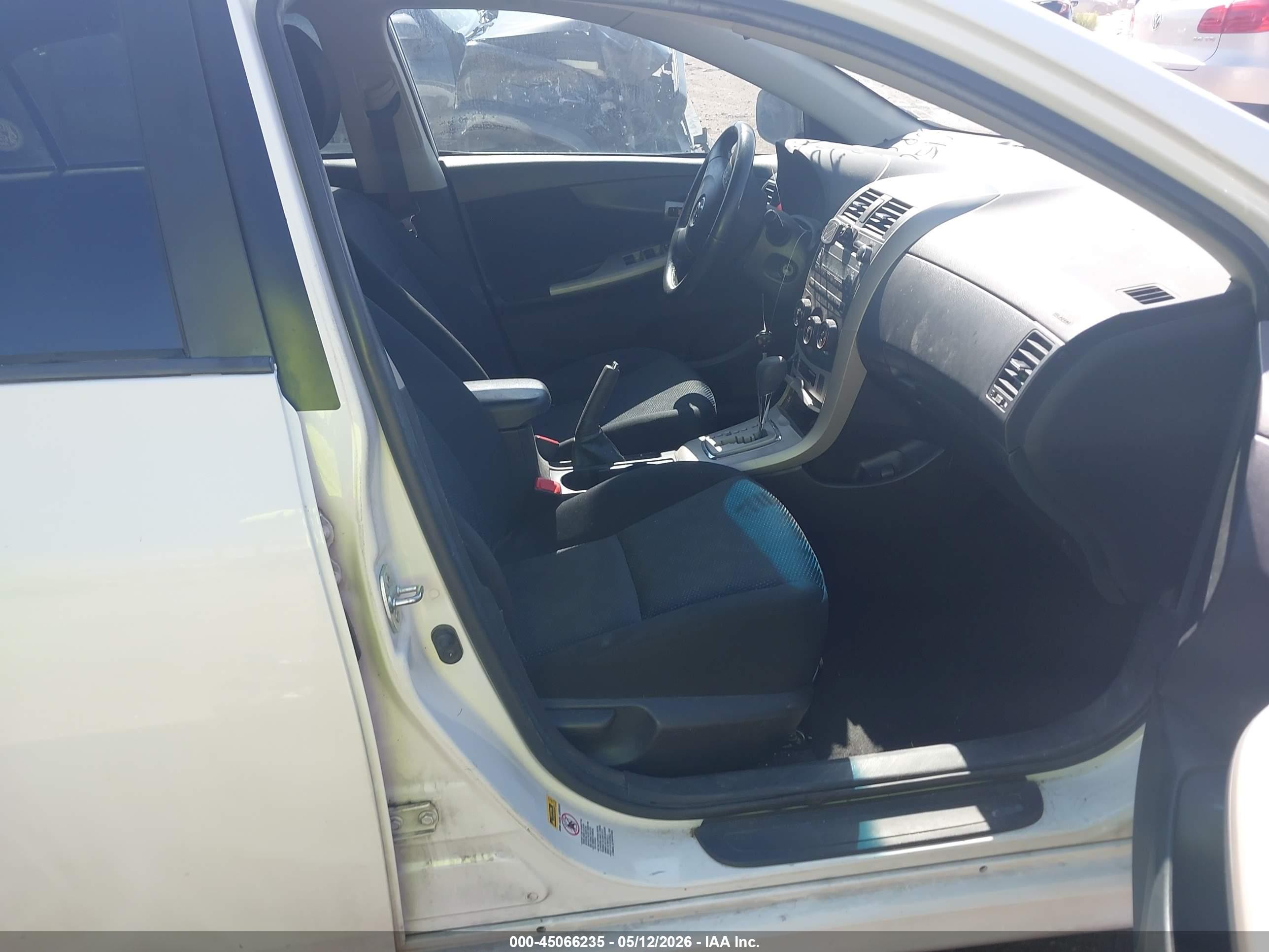2010 Toyota Corolla S White vin: 2T1BU4EE3AC414292