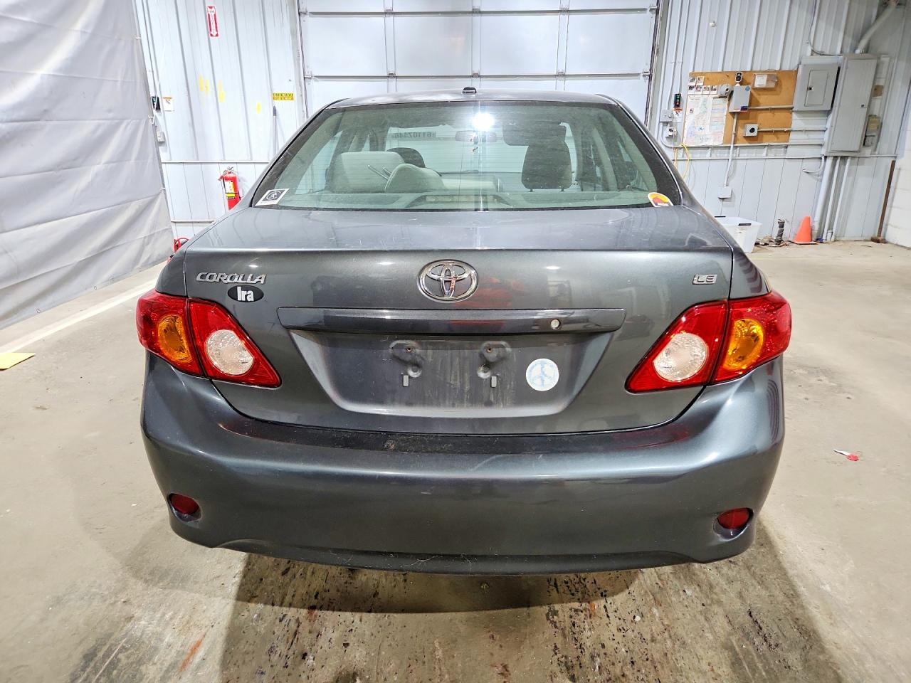 2010 Toyota Corolla Le Gray vin: 2T1BU4EE3AC419959