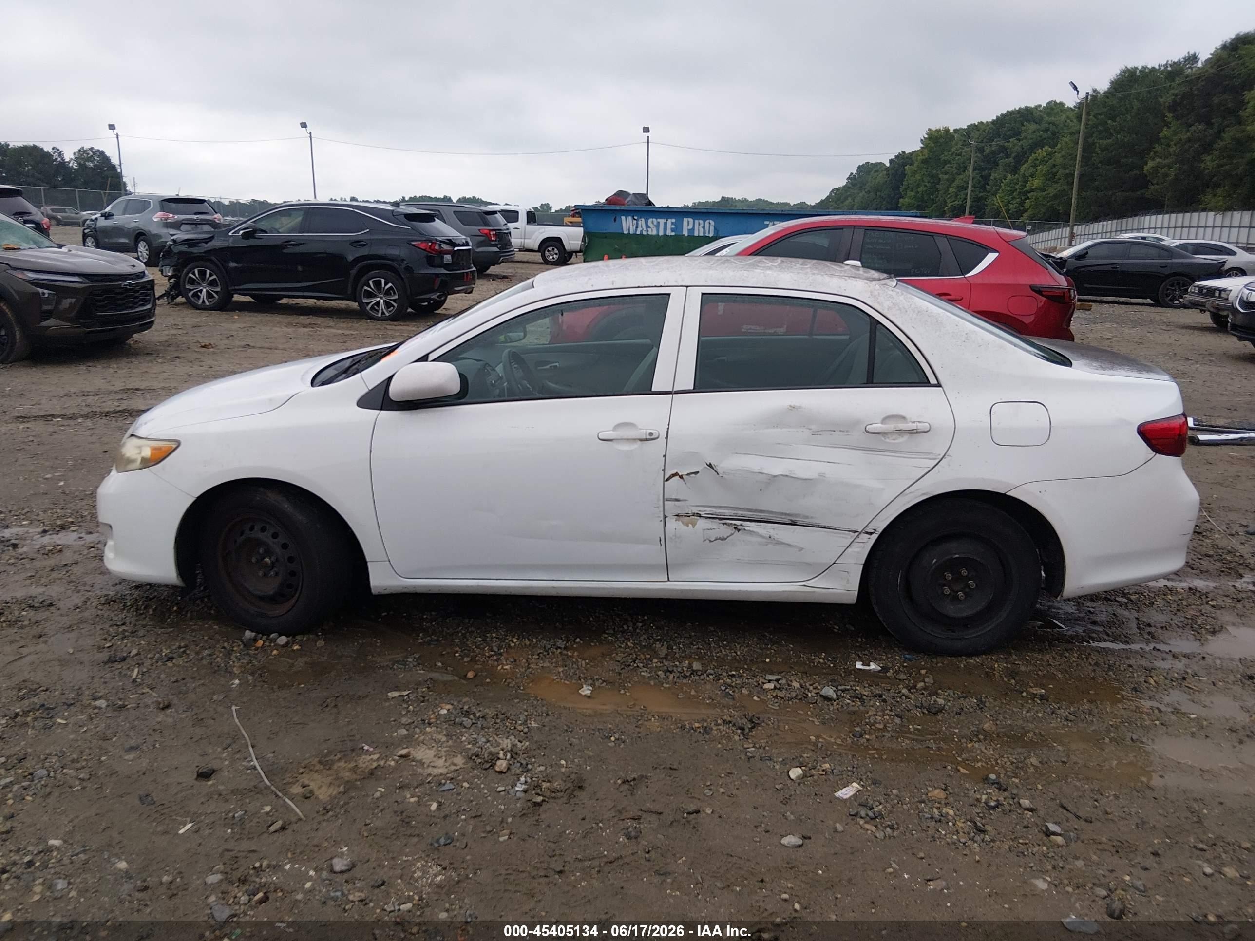 2010 Toyota Corolla Le White vin: 2T1BU4EE3AC420125