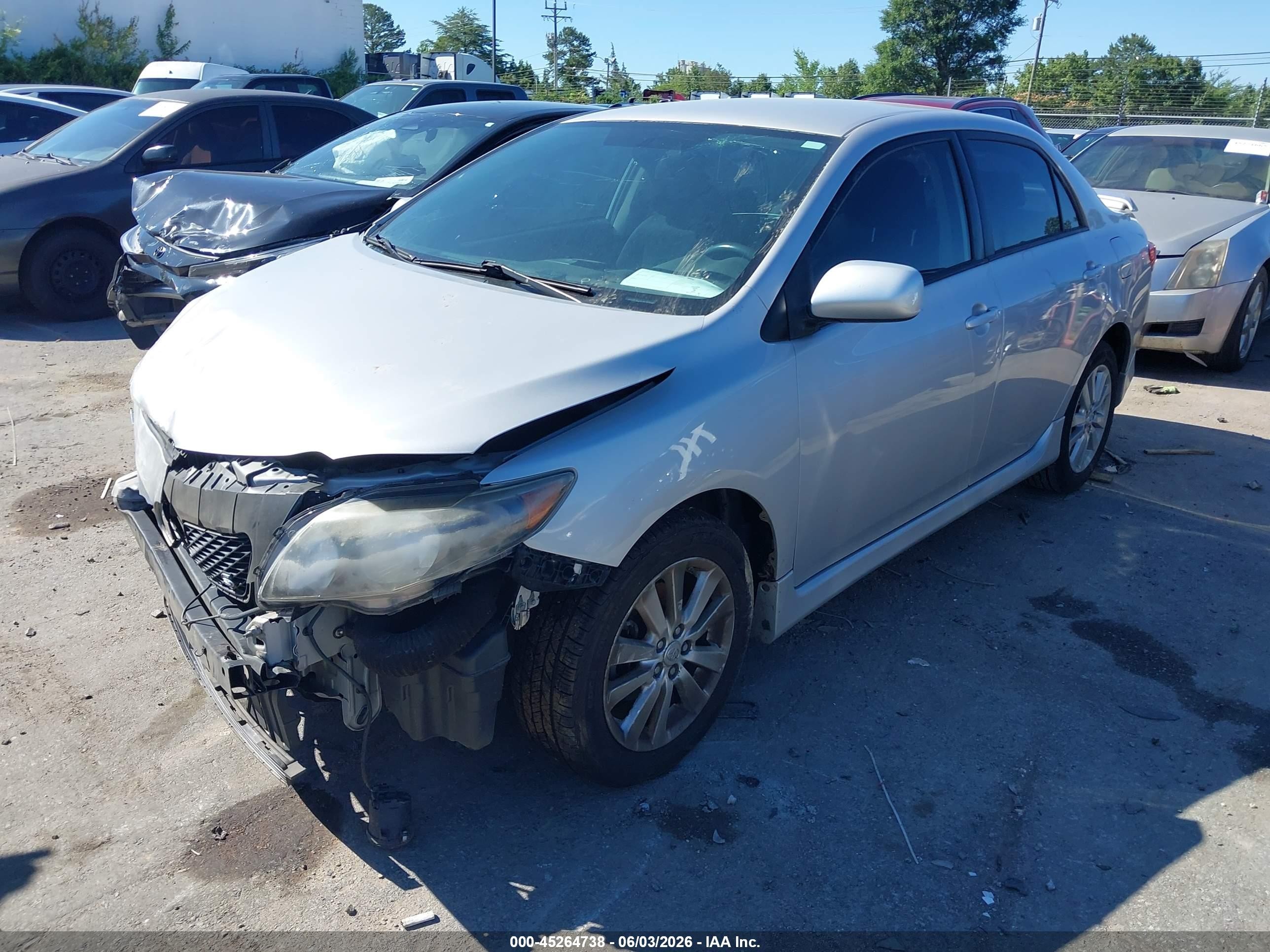 2010 Toyota Corolla S Silver vin: 2T1BU4EE3AC428323