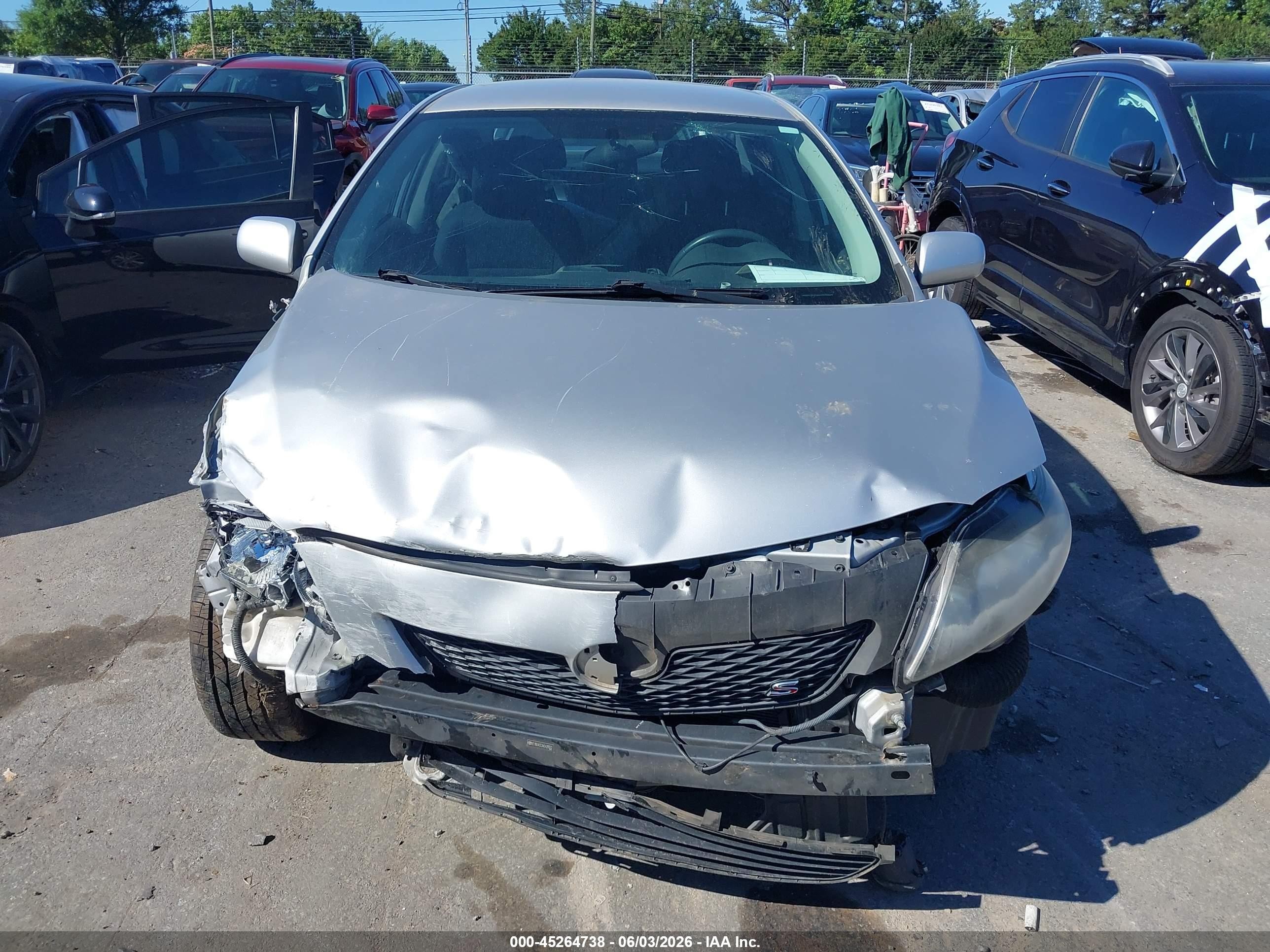 2010 Toyota Corolla S Silver vin: 2T1BU4EE3AC428323