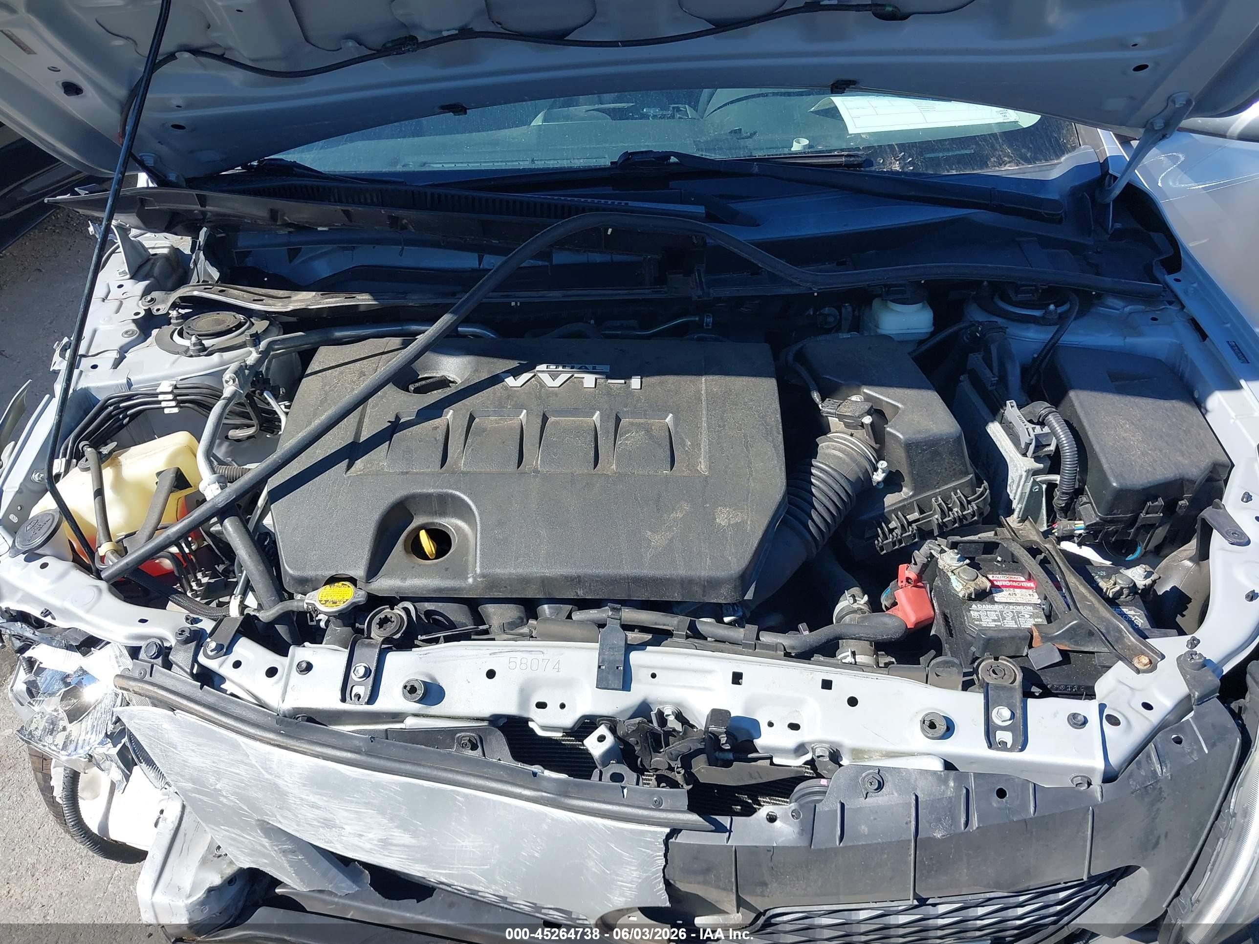 2010 Toyota Corolla S Silver vin: 2T1BU4EE3AC428323