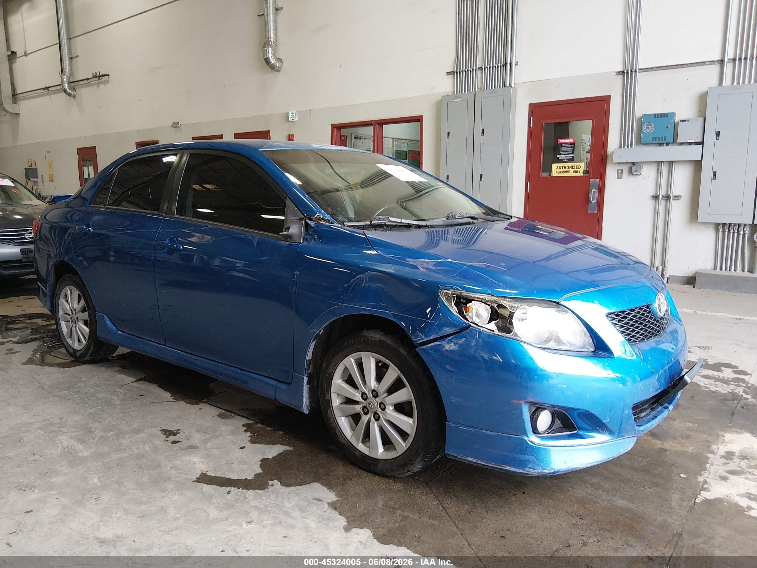 2010 Toyota Corolla S Синий vin: 2T1BU4EE3AC439256