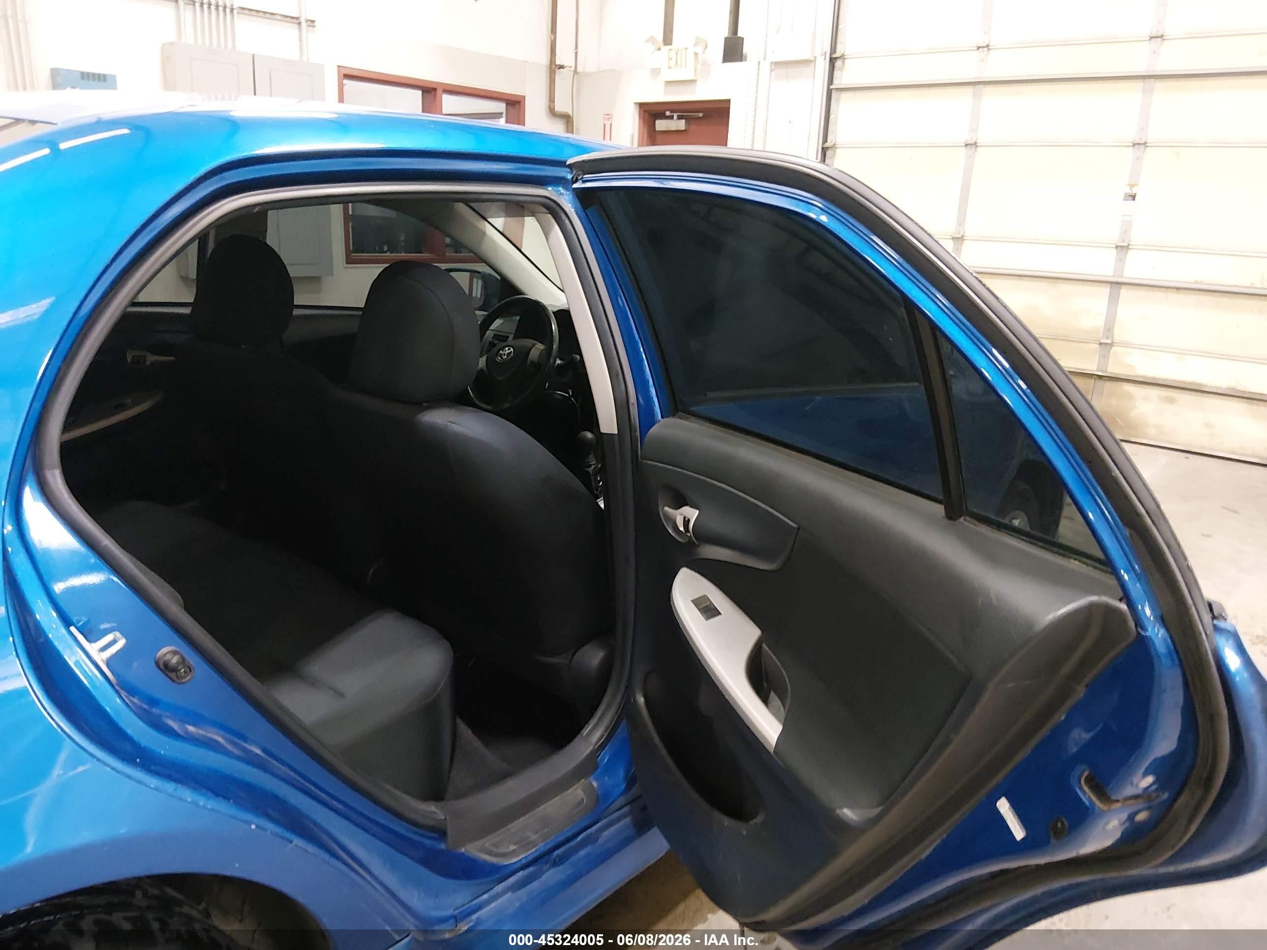 2010 Toyota Corolla S Синий vin: 2T1BU4EE3AC439256
