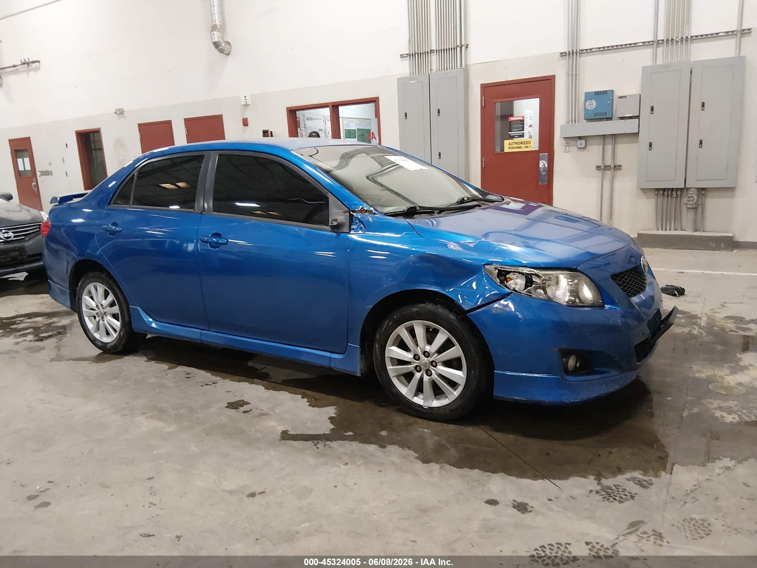 2010 Toyota Corolla S Синий vin: 2T1BU4EE3AC439256