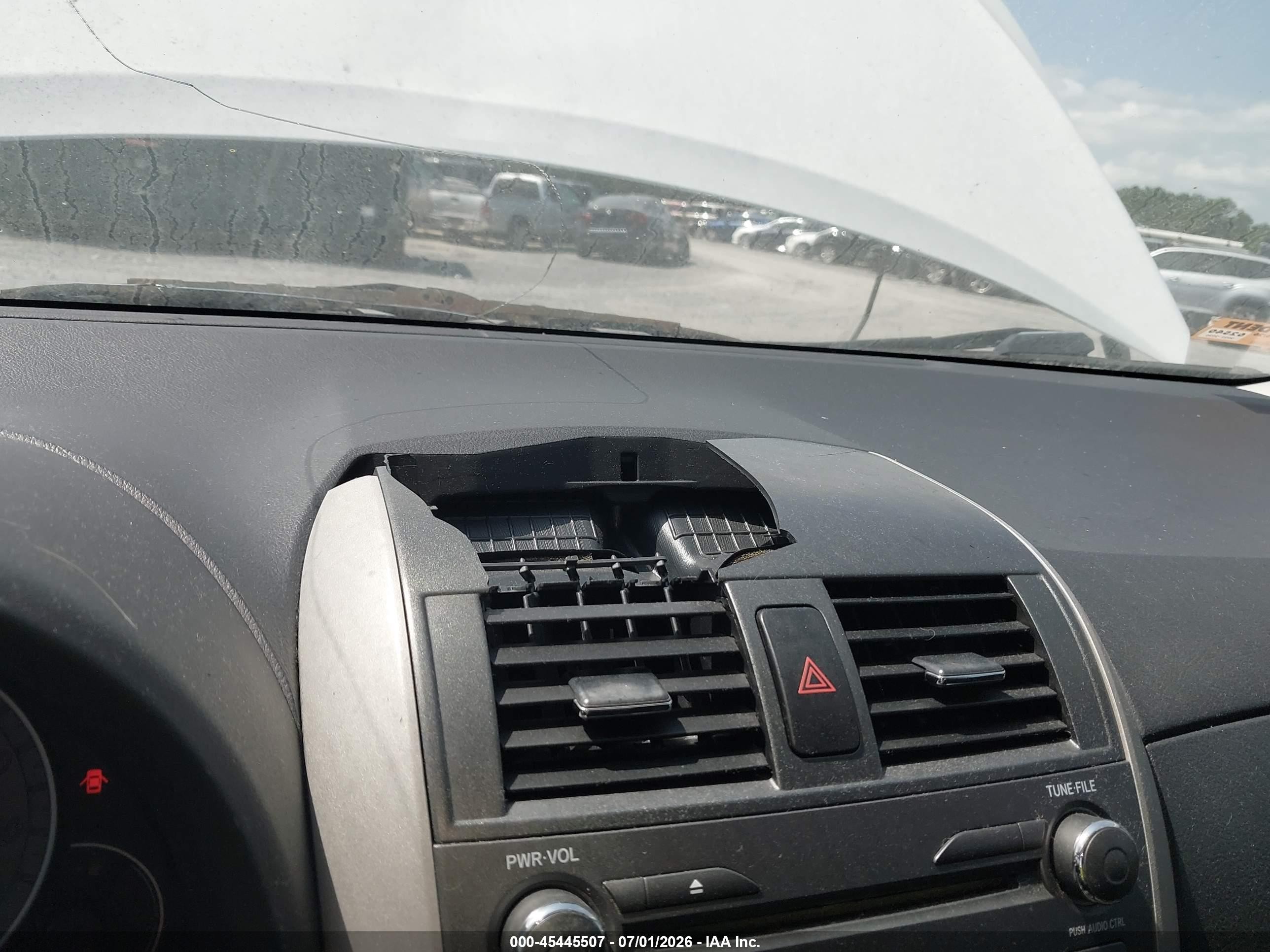 2010 Toyota Corolla S White vin: 2T1BU4EE3AC454209