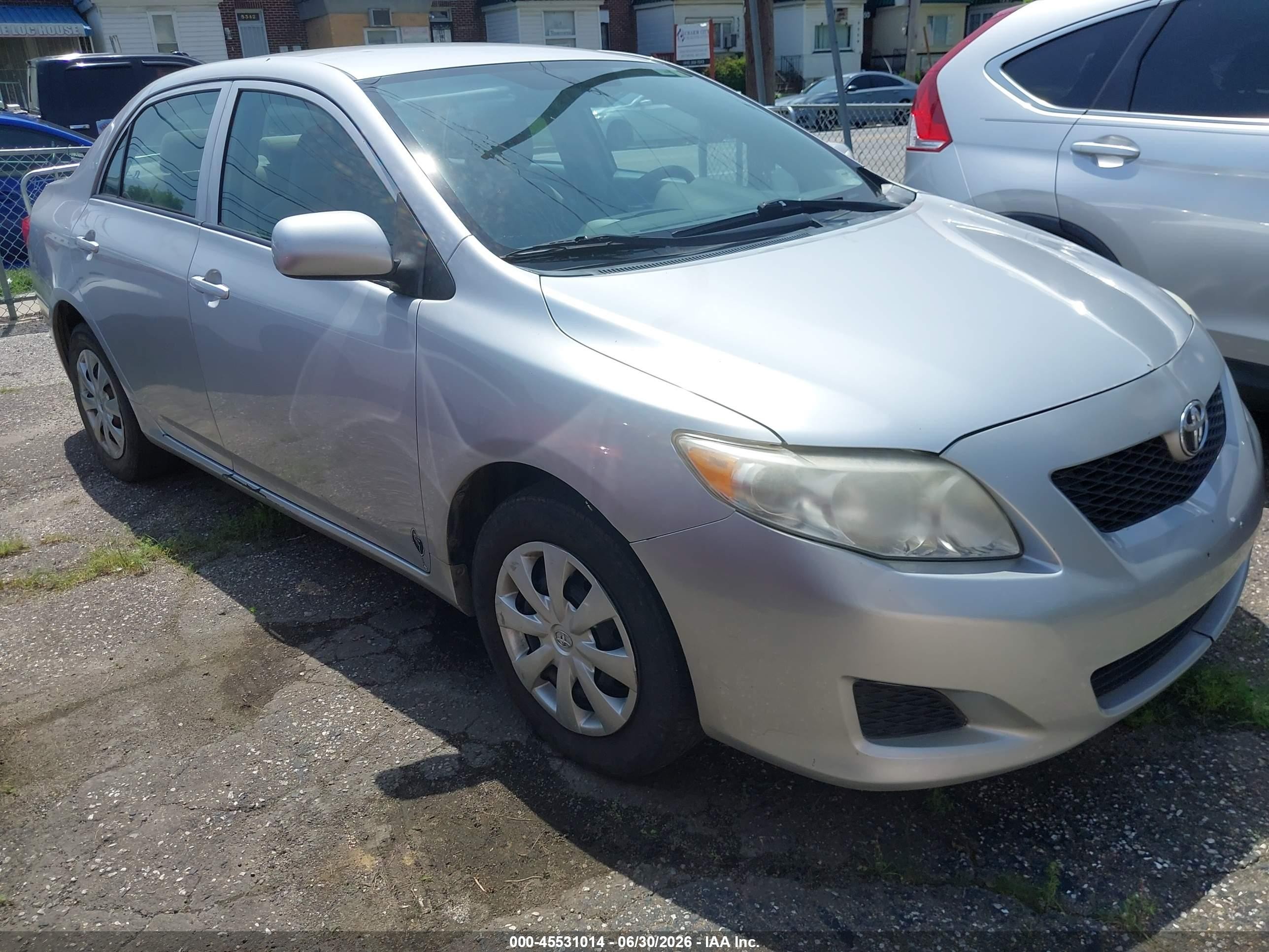 2010 Toyota Corolla Le Silver vin: 2T1BU4EE3AC503179