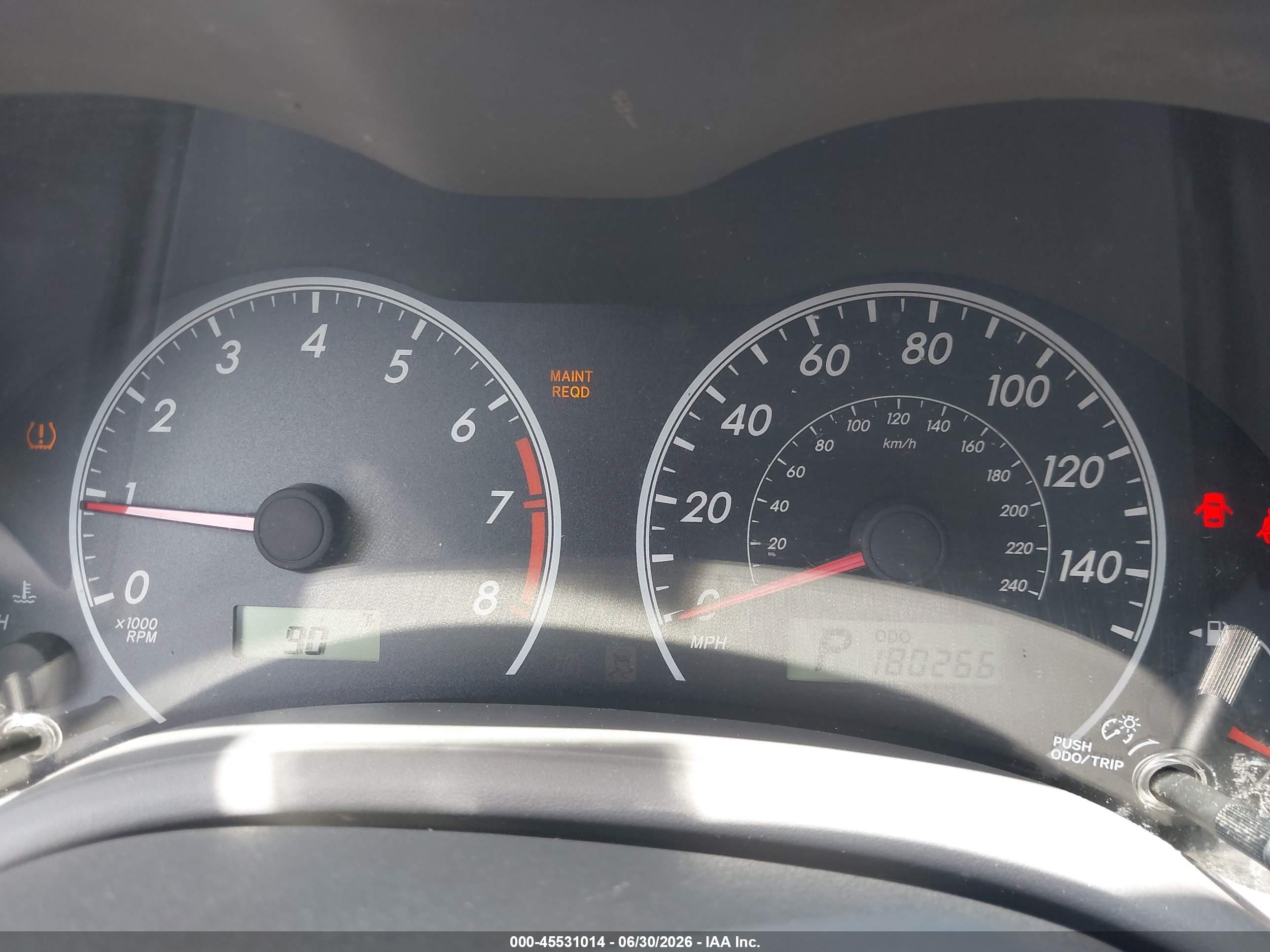 2010 Toyota Corolla Le Silver vin: 2T1BU4EE3AC503179