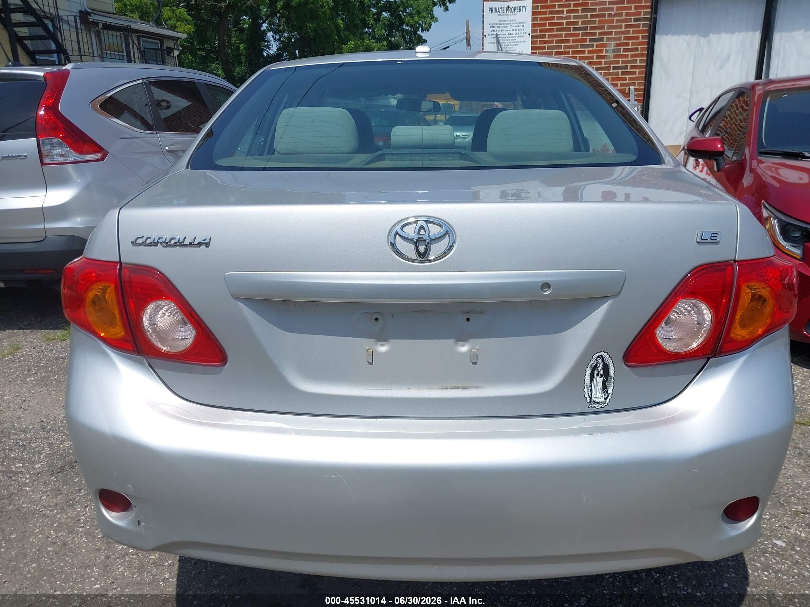 2010 Toyota Corolla Le Silver vin: 2T1BU4EE3AC503179