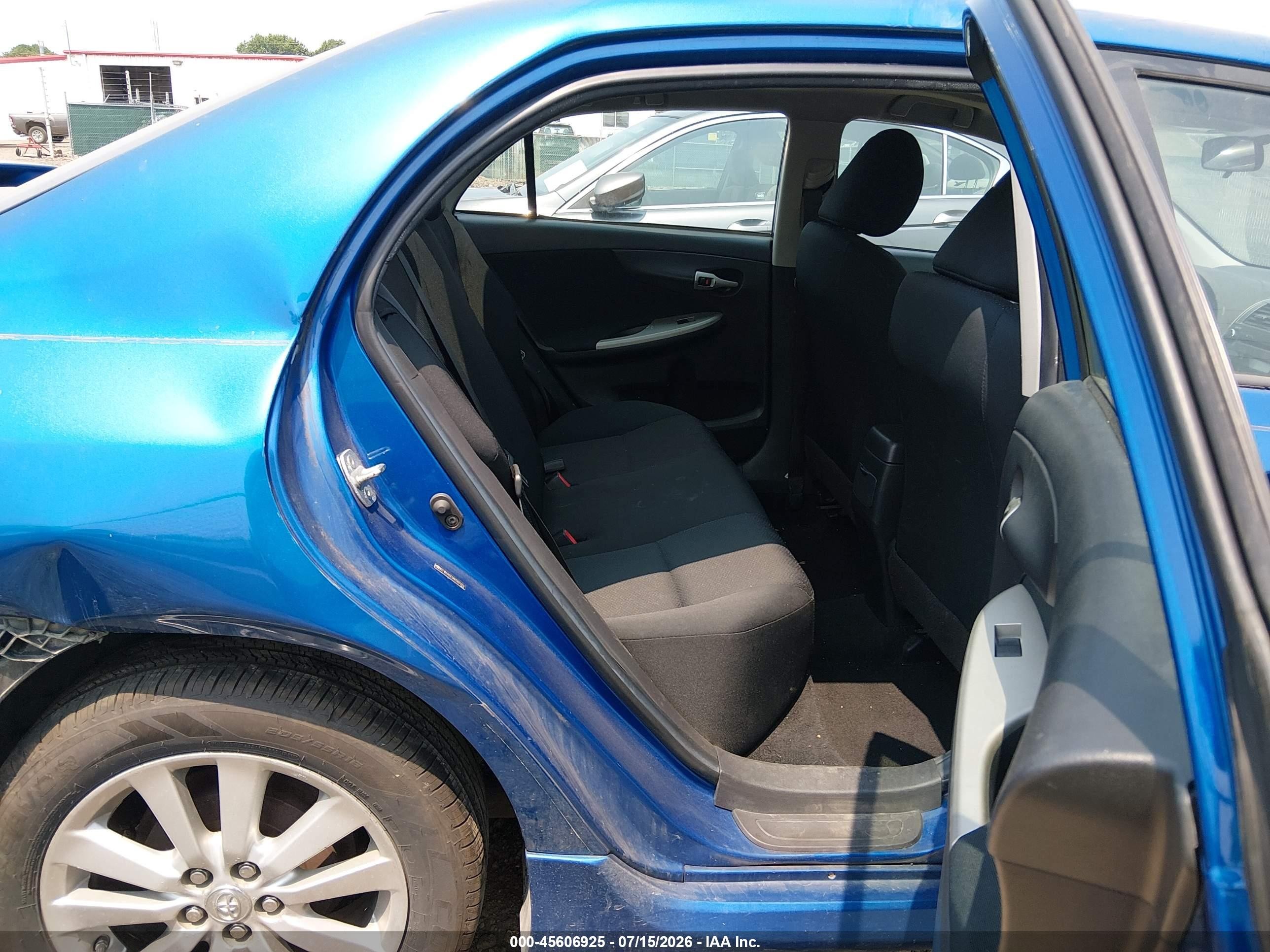 2010 Toyota Corolla S Blue vin: 2T1BU4EE3AC507474