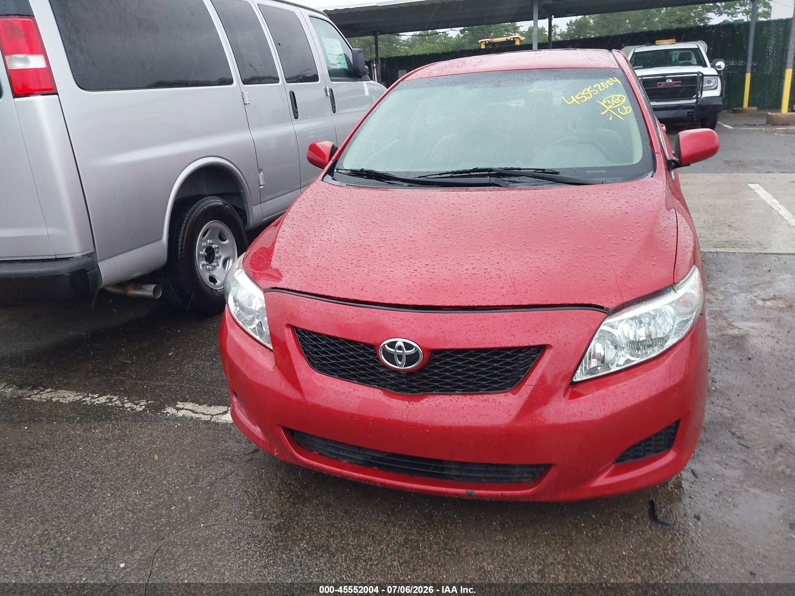2010 Toyota Corolla Le Red vin: 2T1BU4EE3AC509371