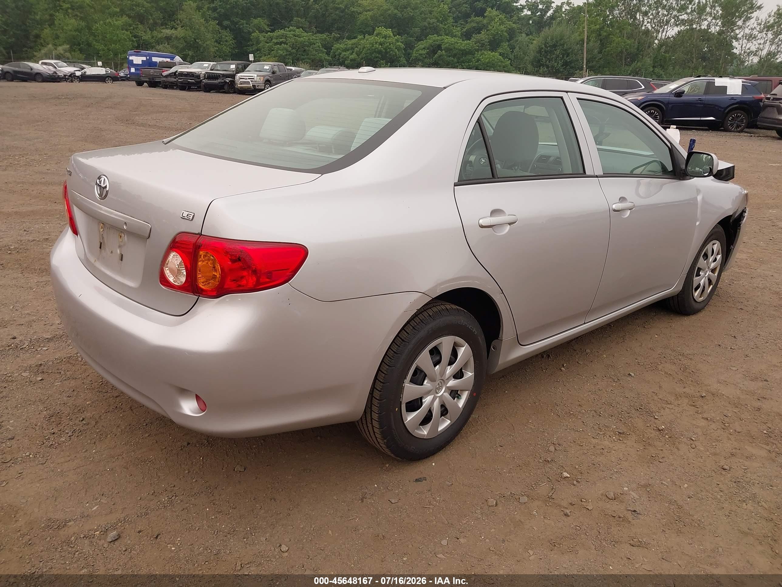 2010 Toyota Corolla Le Silver vin: 2T1BU4EE3AC522363