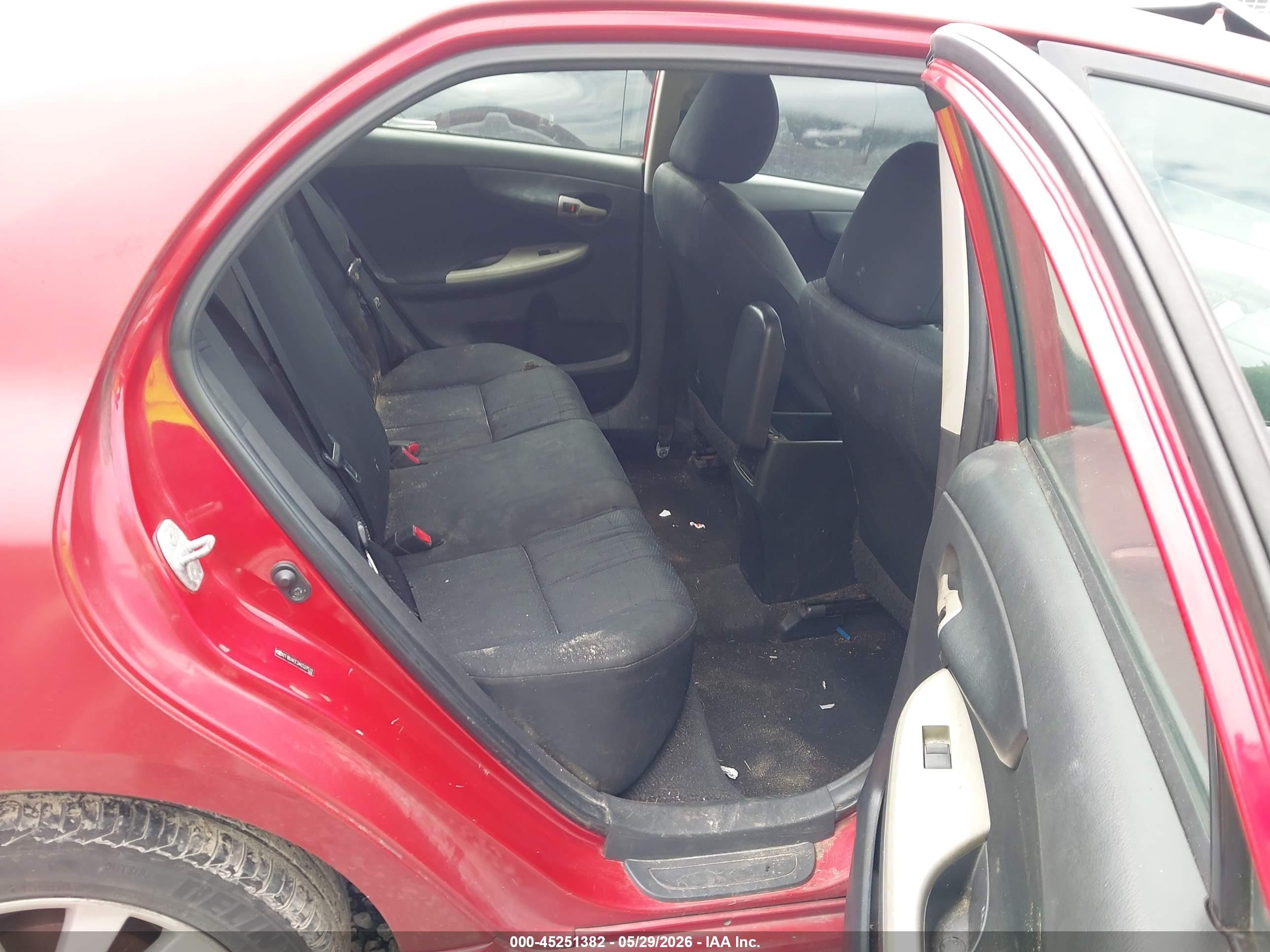 2010 Toyota Corolla S Red vin: 2T1BU4EE3AC527532