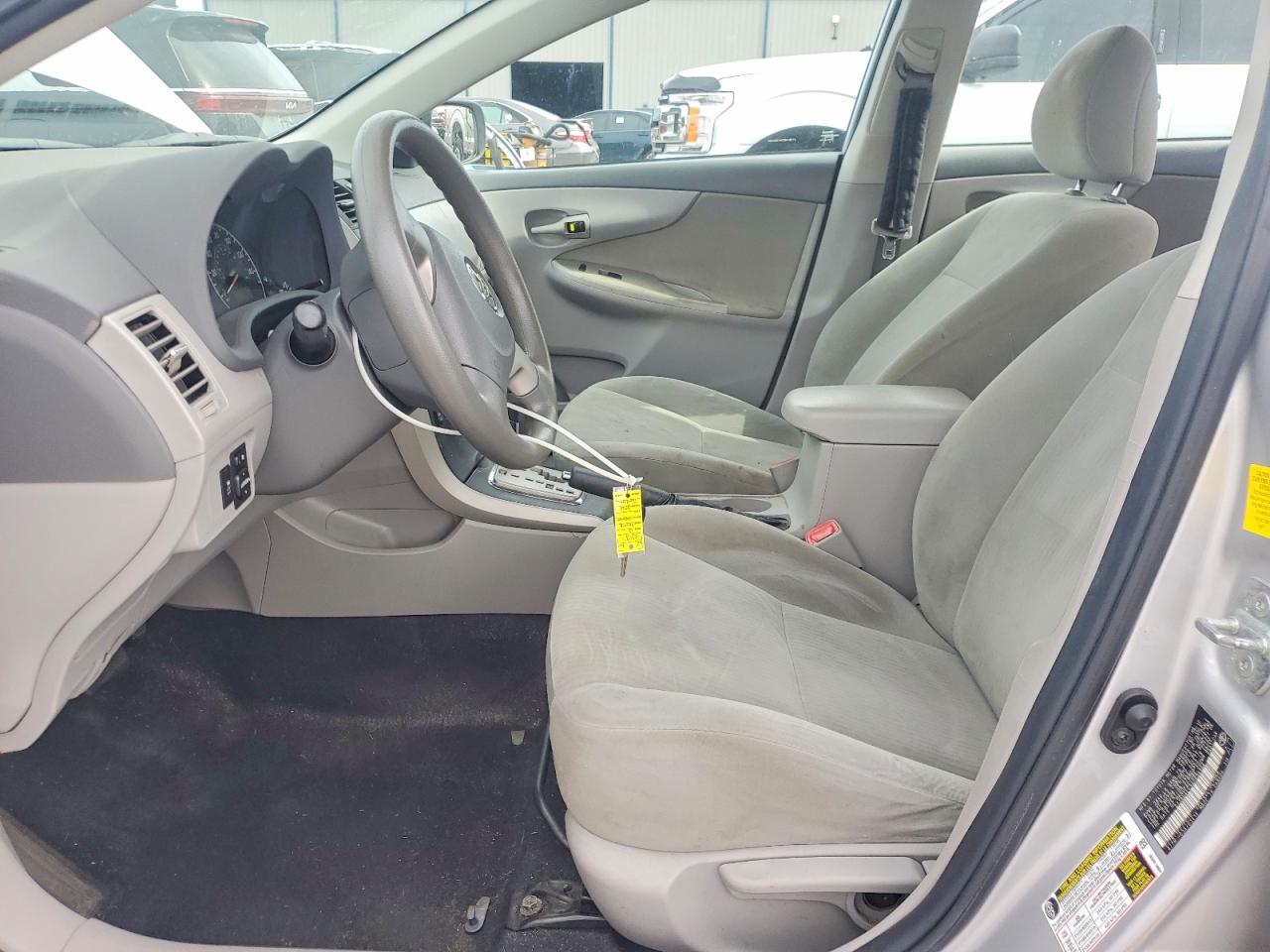 2010 Toyota Corolla Le Серебряный vin: 2T1BU4EE3AC534304