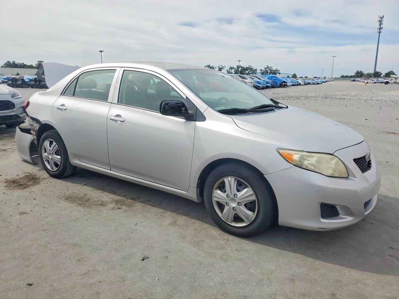 2010 Toyota Corolla Le Серебряный vin: 2T1BU4EE3AC534304