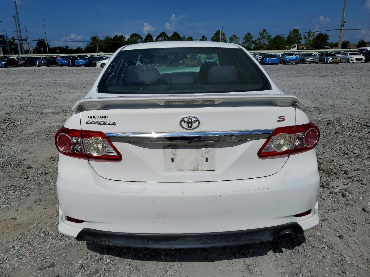 2011 Toyota Corolla S White vin: 2T1BU4EE3BC551010