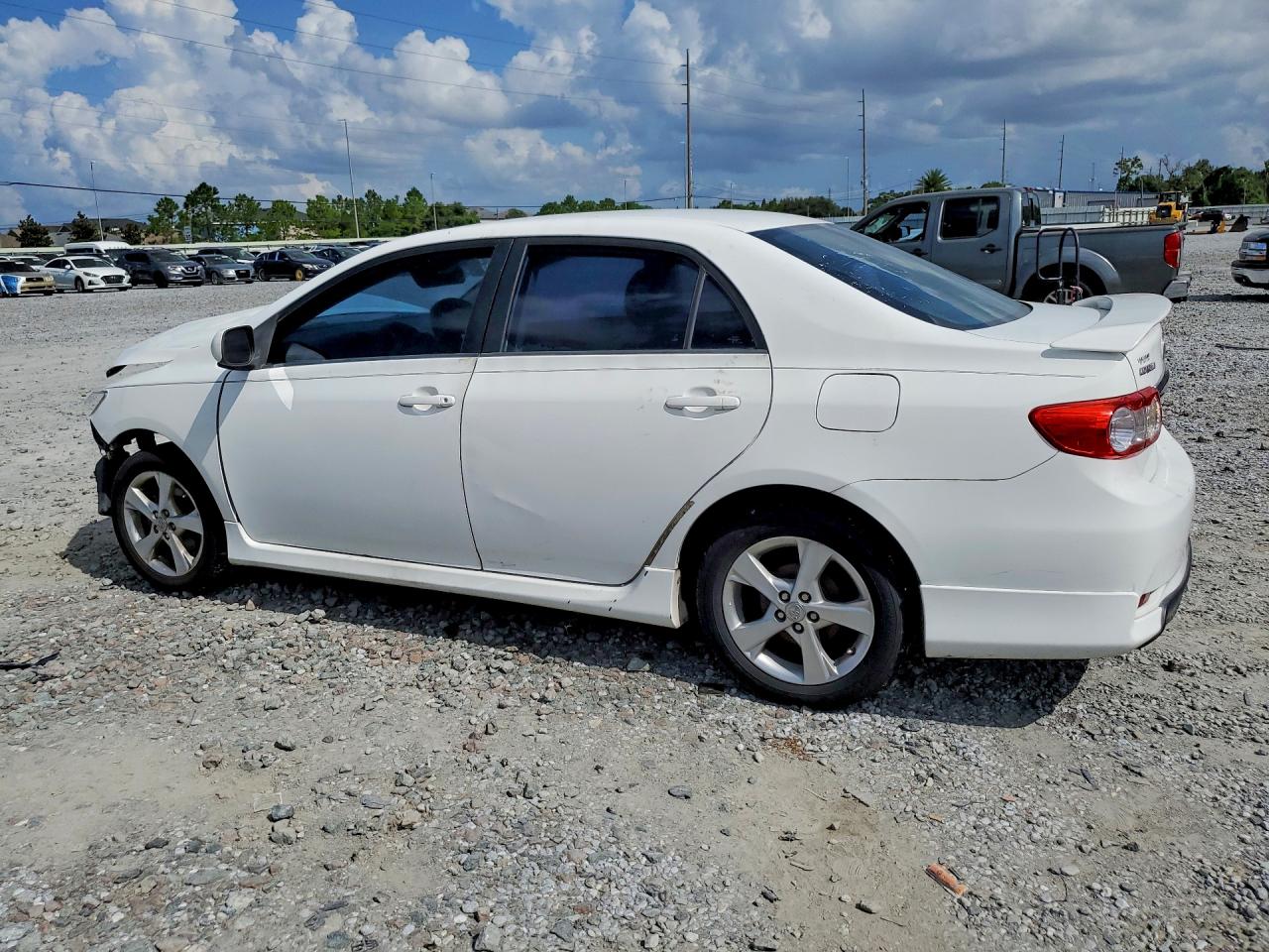 2011 Toyota Corolla S White vin: 2T1BU4EE3BC551010