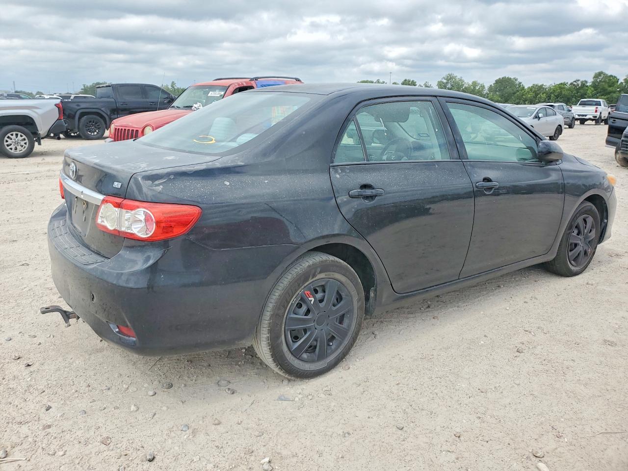 2011 Toyota Corolla Le Черный vin: 2T1BU4EE3BC587781