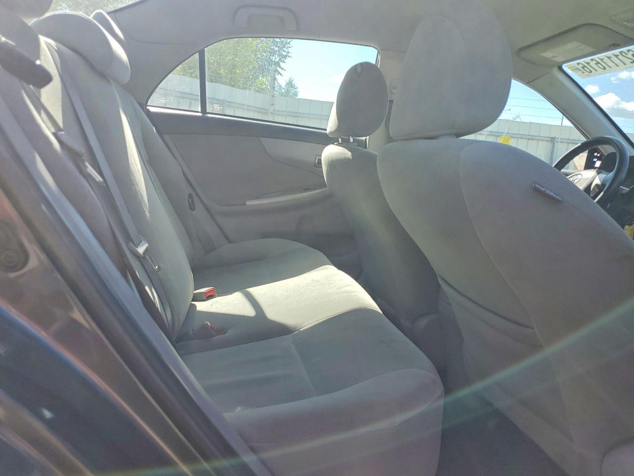 2011 Toyota Corolla Le Charcoal vin: 2T1BU4EE3BC607253