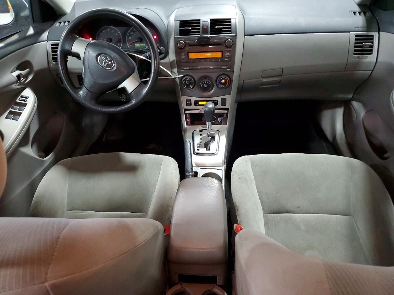 2011 Toyota Corolla Le White vin: 2T1BU4EE3BC610704