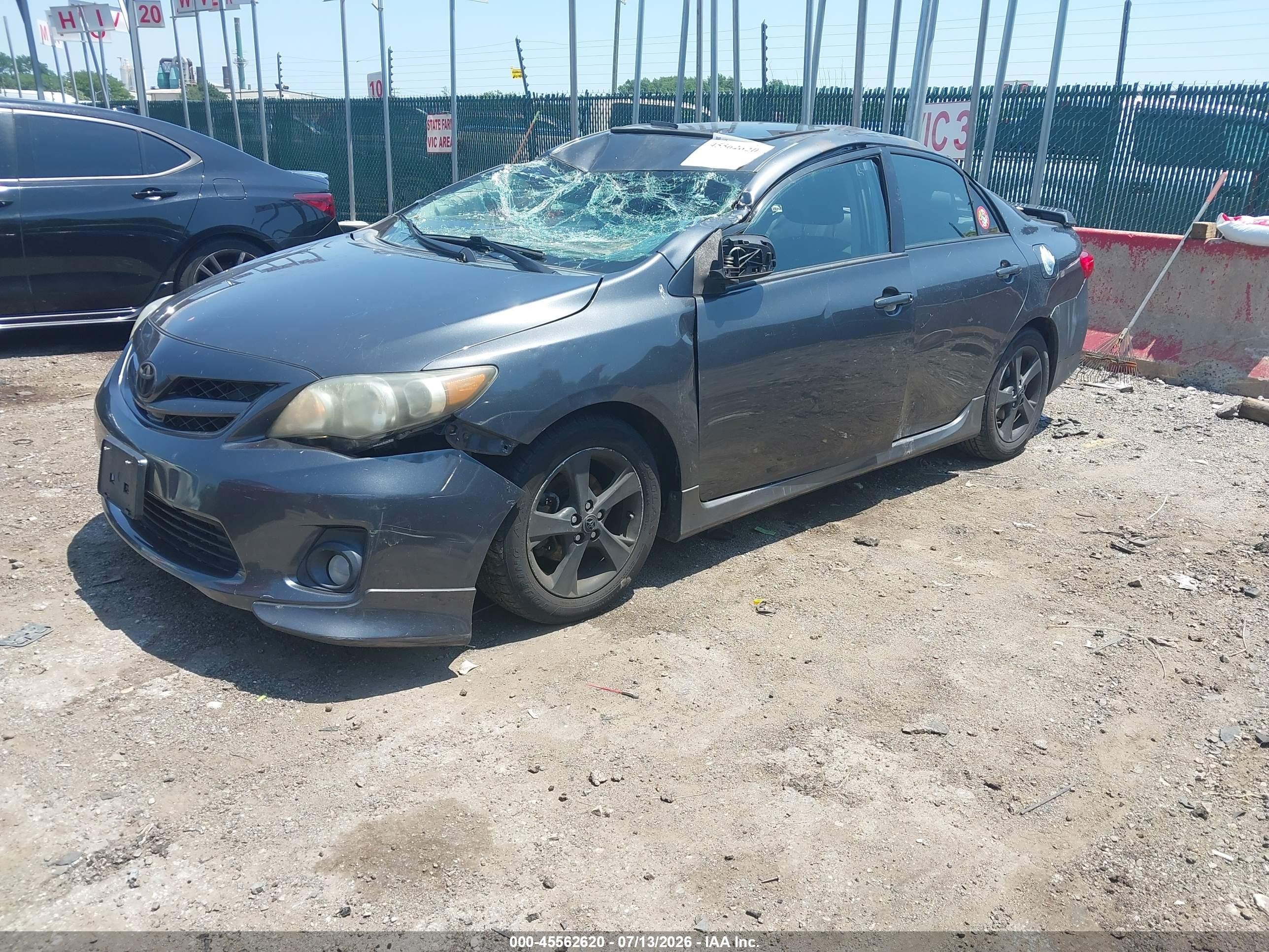 2011 Toyota Corolla S Серый vin: 2T1BU4EE3BC613487