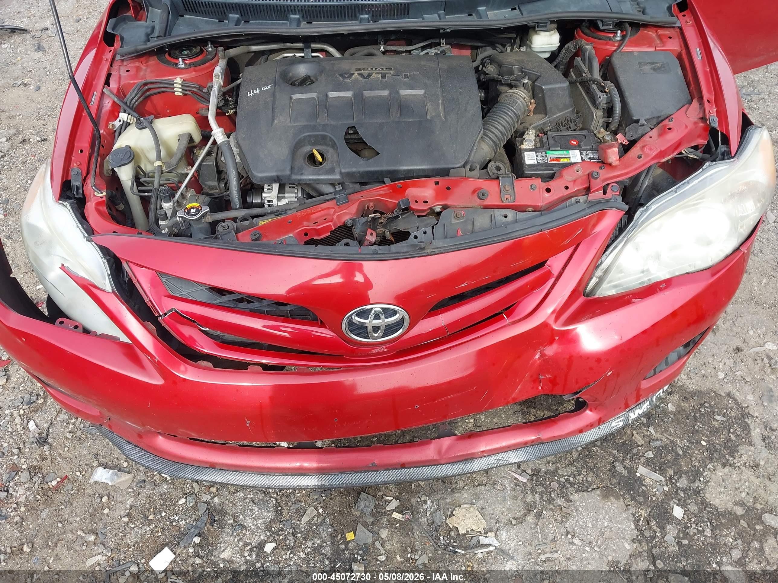 2011 Toyota Corolla Le Red vin: 2T1BU4EE3BC622917