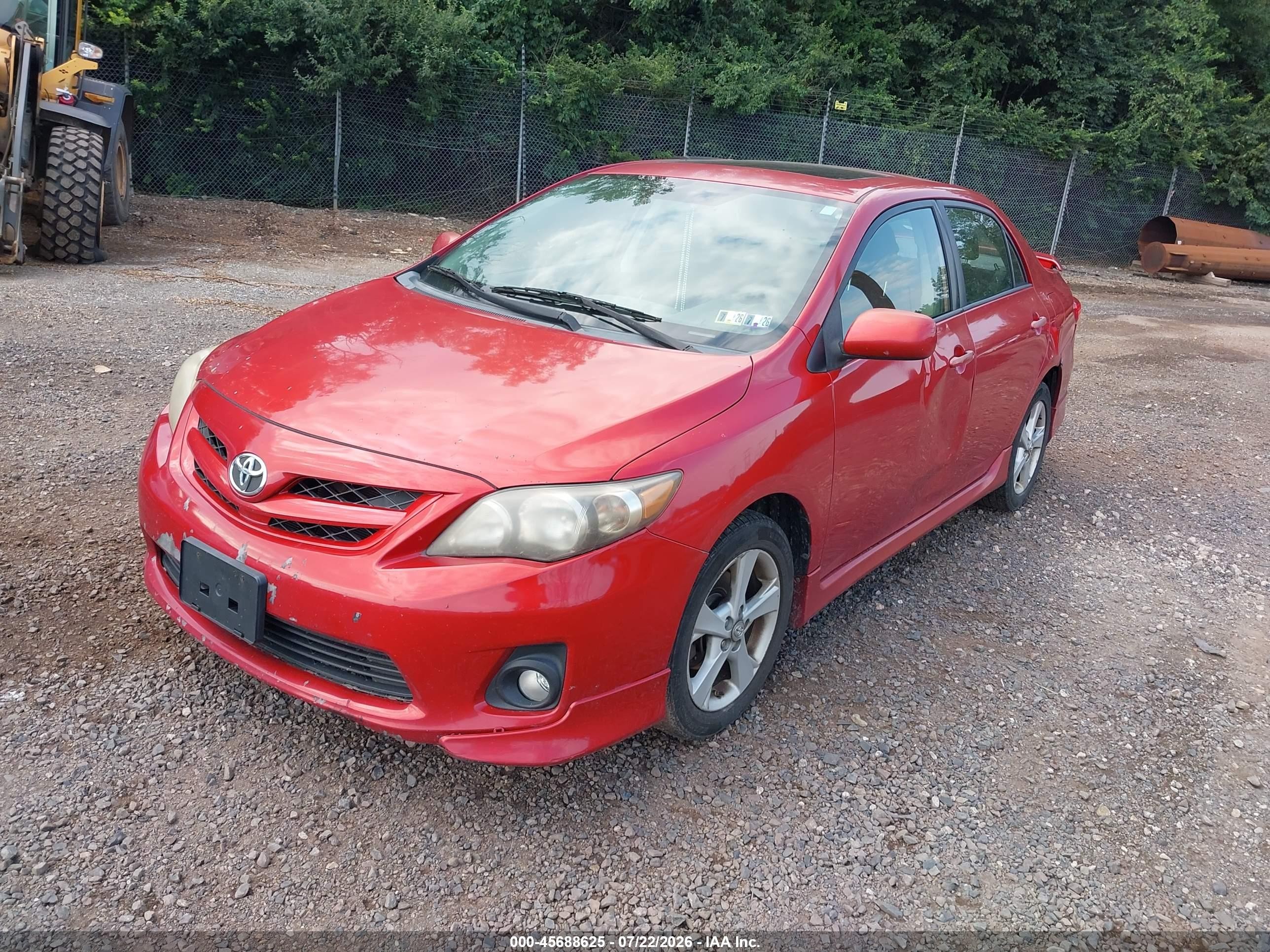 2011 Toyota Corolla S Red vin: 2T1BU4EE3BC629639